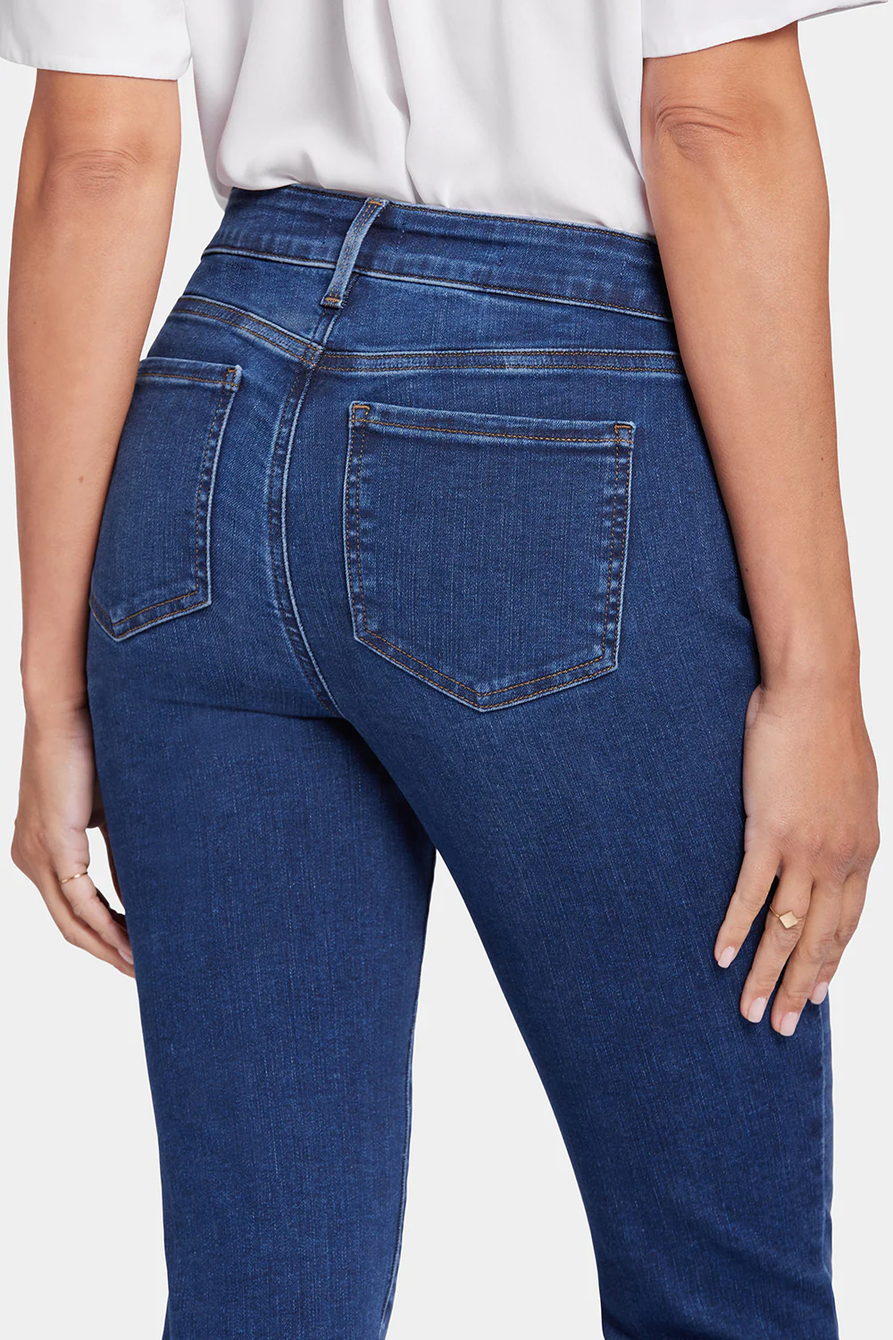 283-sheri-slim-jeans-in-tall-cooper-1.webp