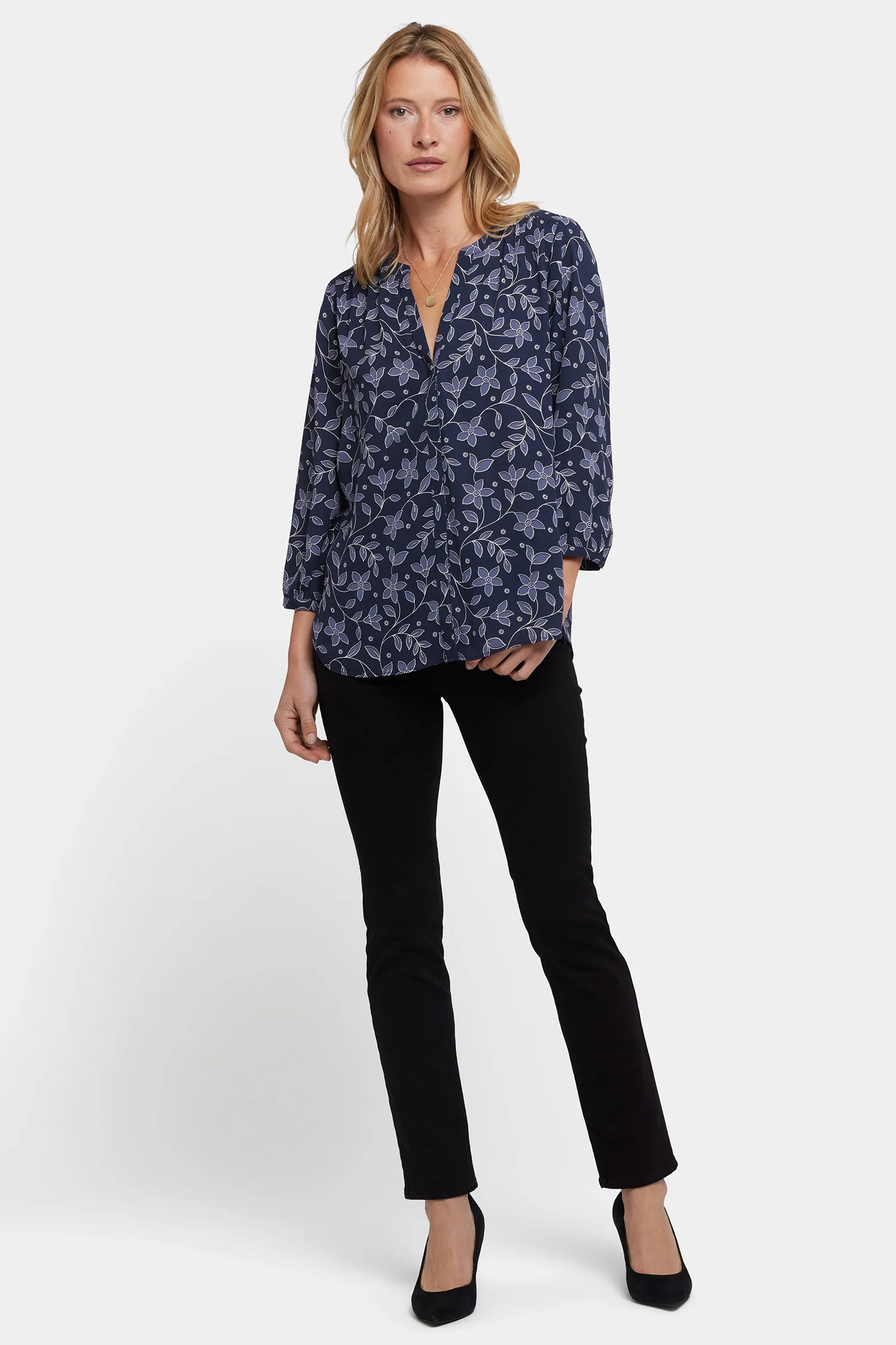 2840-pintuck-blouse-lisette-1.webp