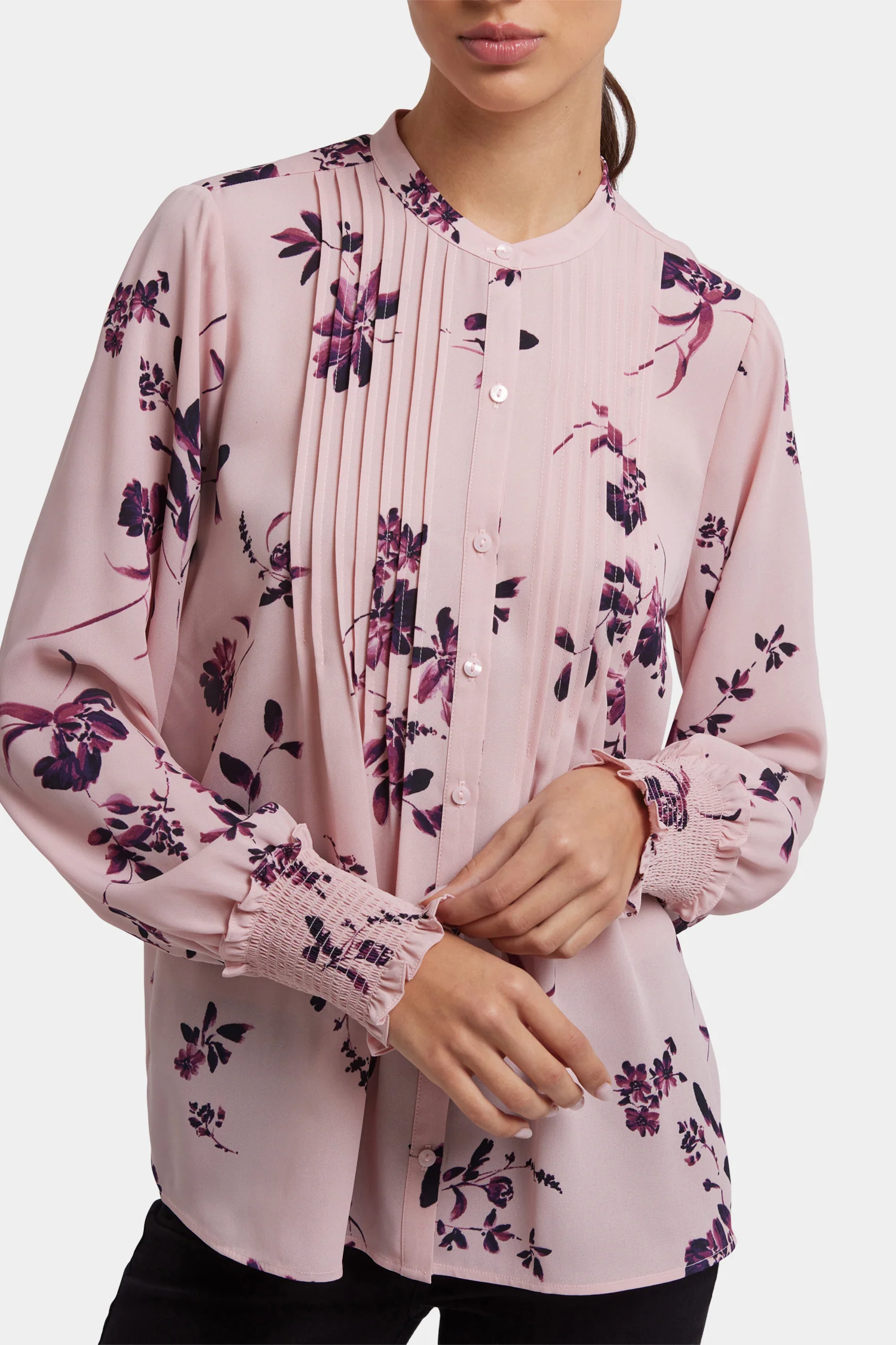 2861-pleated-peasant-blouse-petit-palais-1.webp