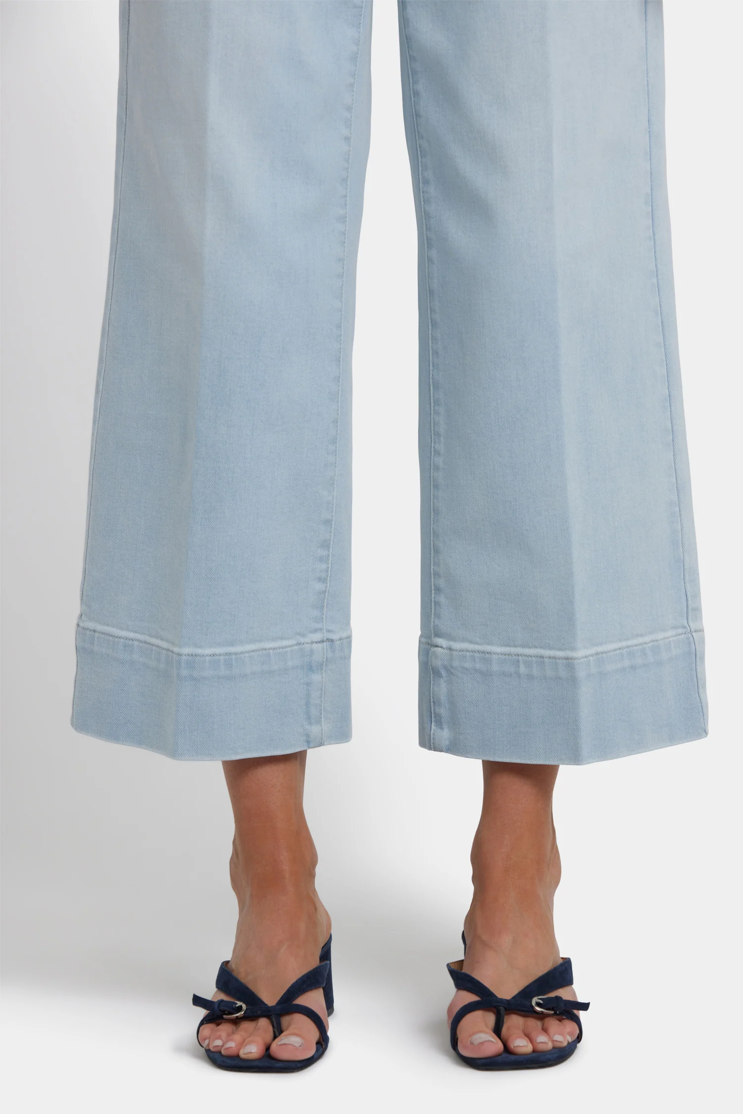 2903-teresa-wide-leg-ankle-jeans-clear-waters-1.webp