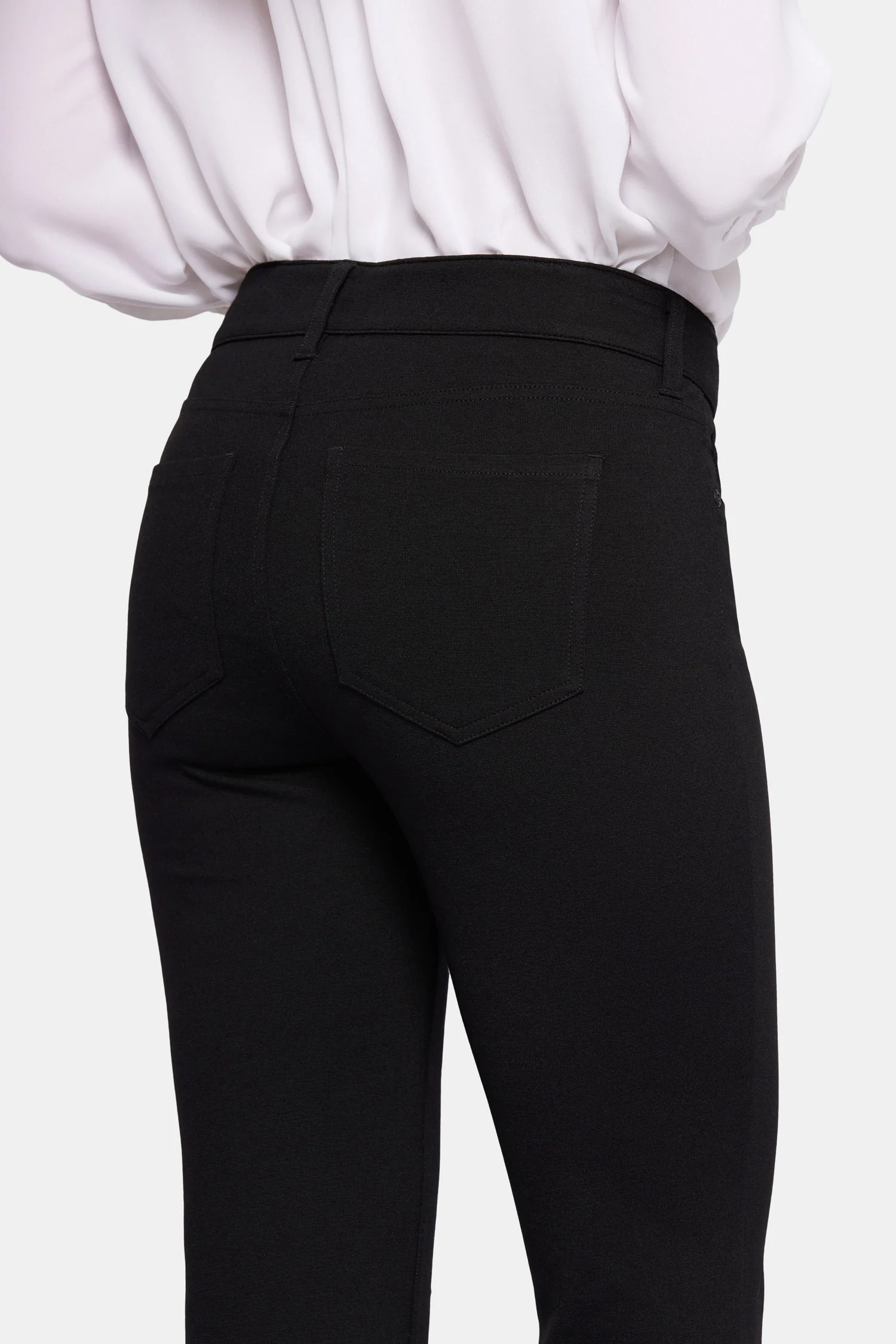 2996-marilyn-straight-pants-black-1.webp
