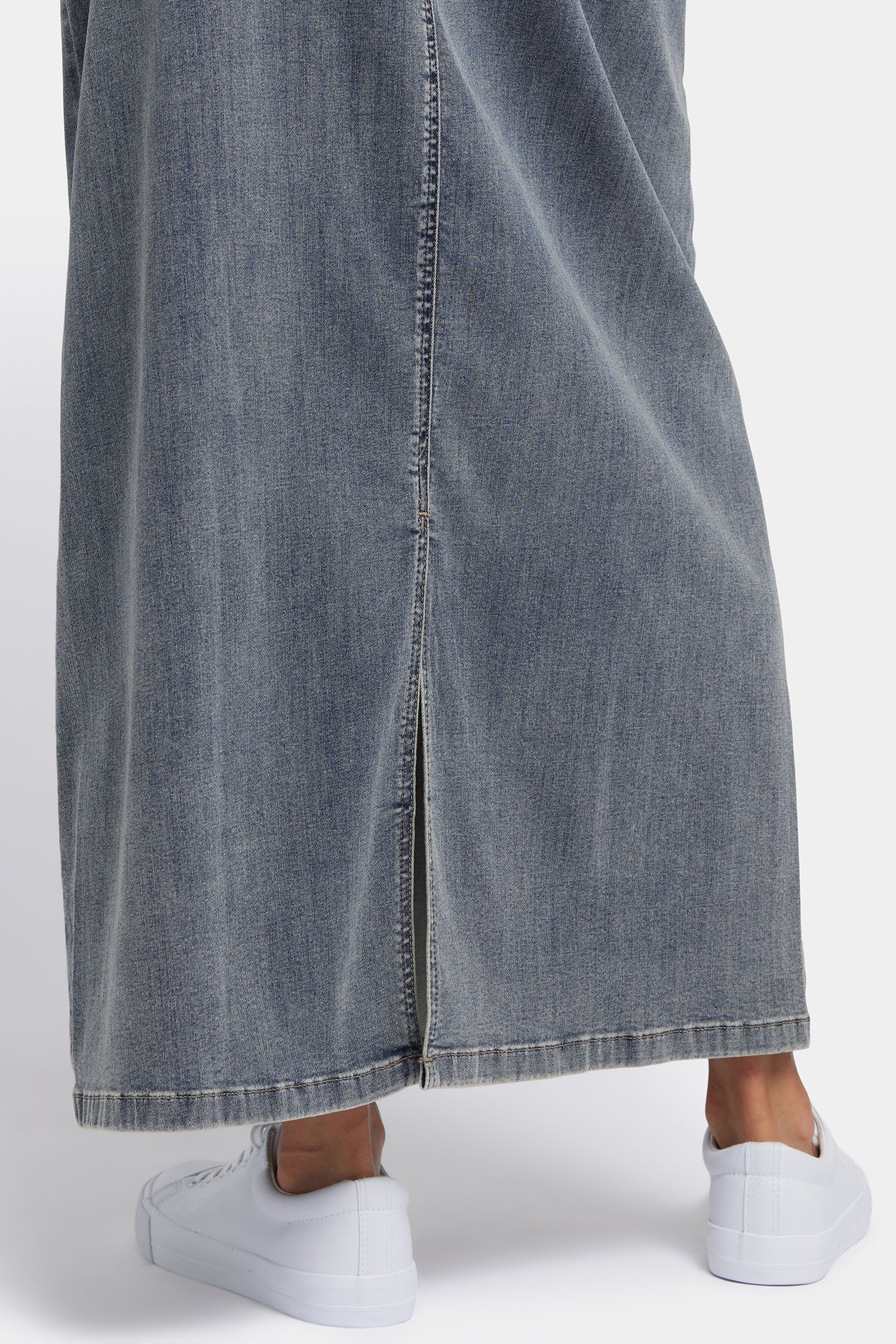 3146-high-rise-long-a-line-skirt-palma-sea-1.webp
