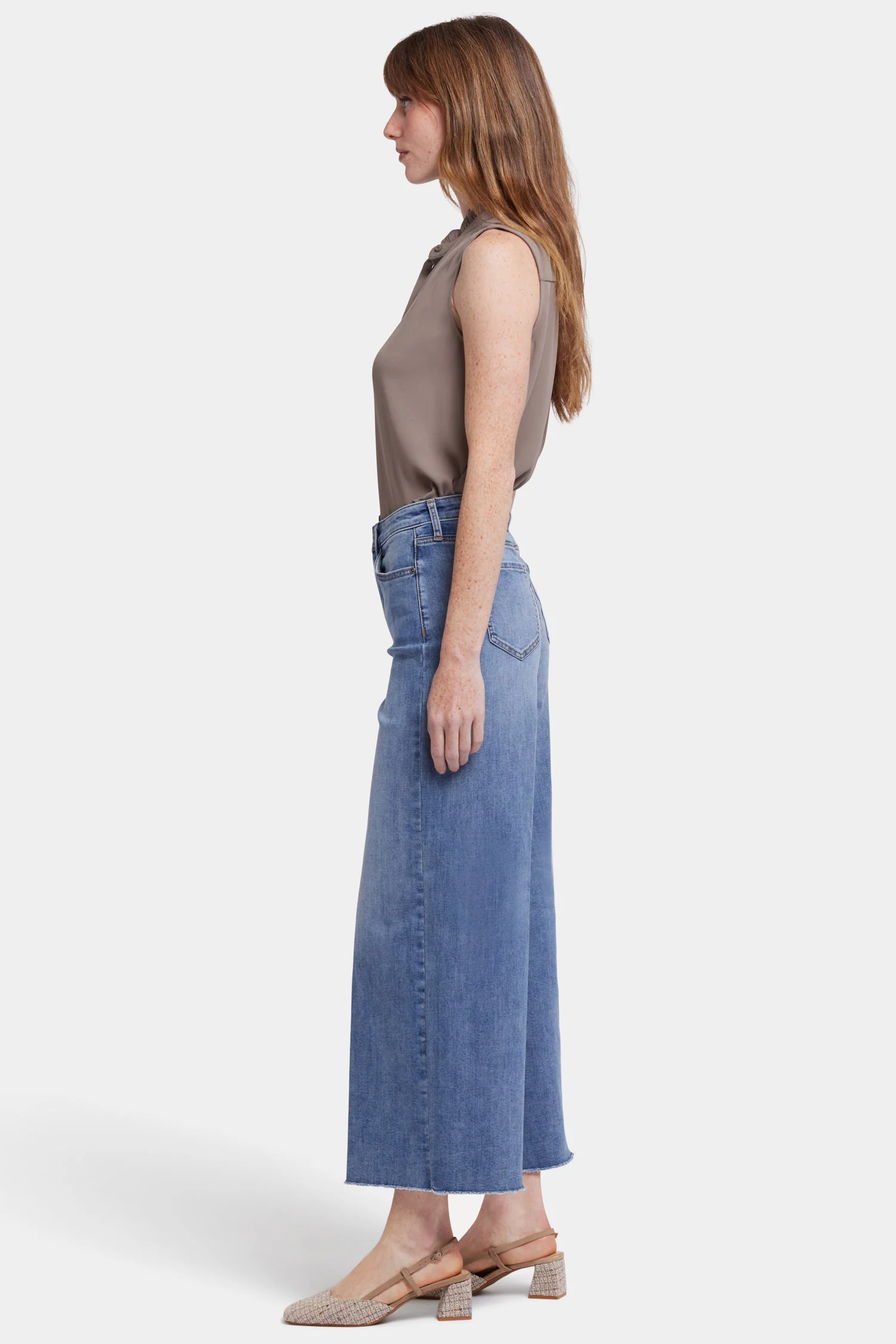 3190-brodi-wide-leg-ankle-jeans-barcelona-breeze-1.webp