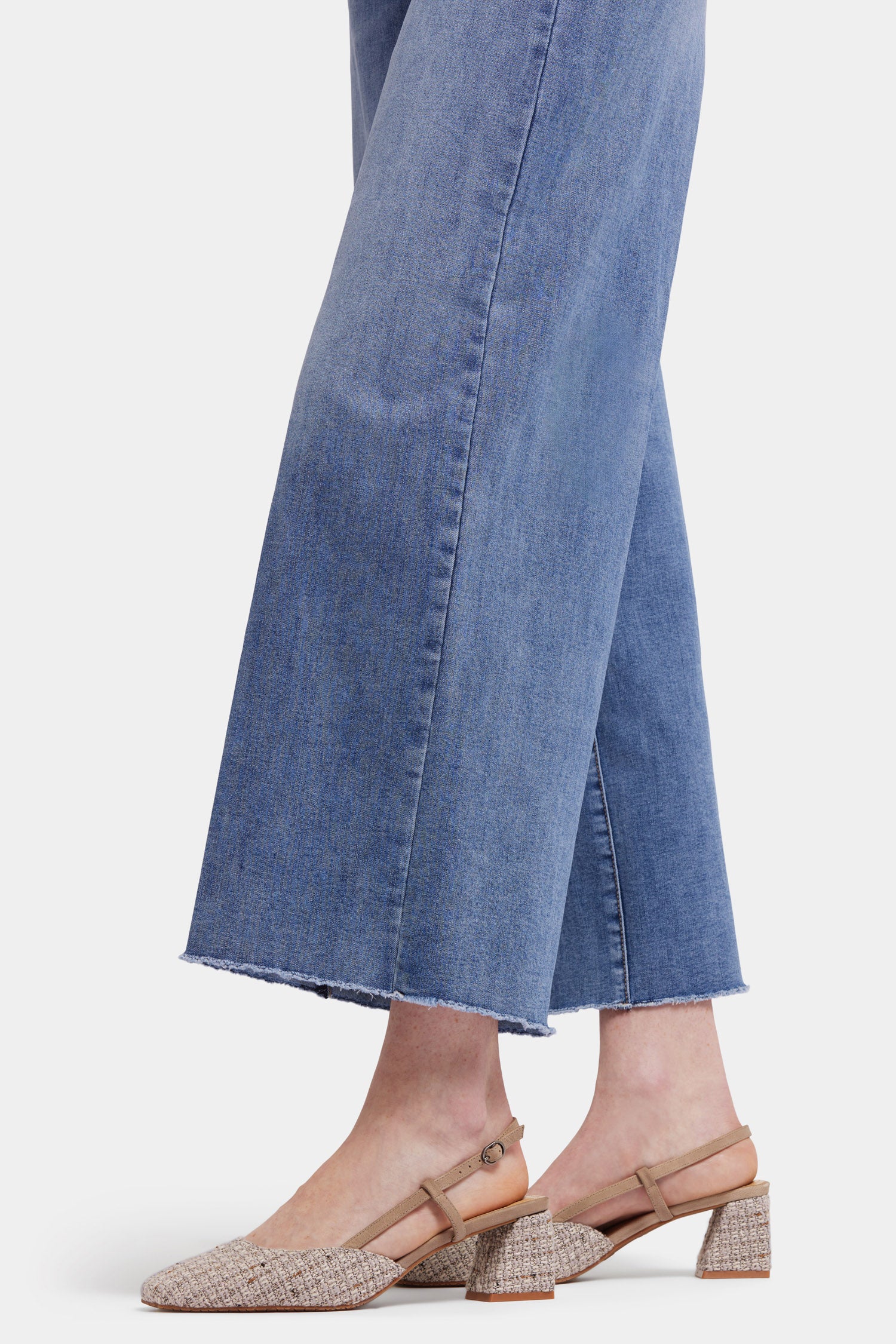 3190-brodi-wide-leg-ankle-jeans-barcelona-breeze-1.webp