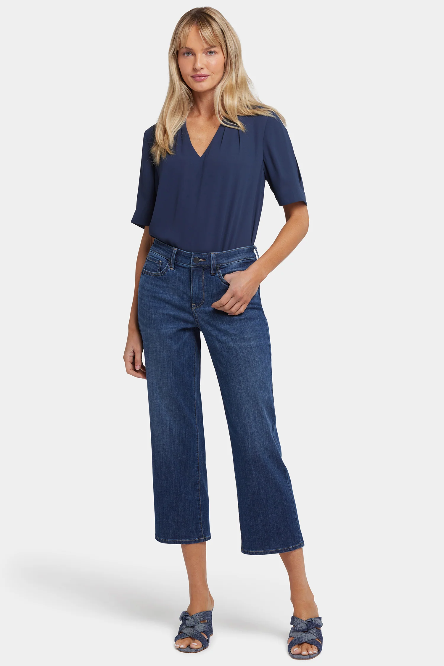 3214-relaxed-piper-crop-jeans-rio-rapids-1.webp