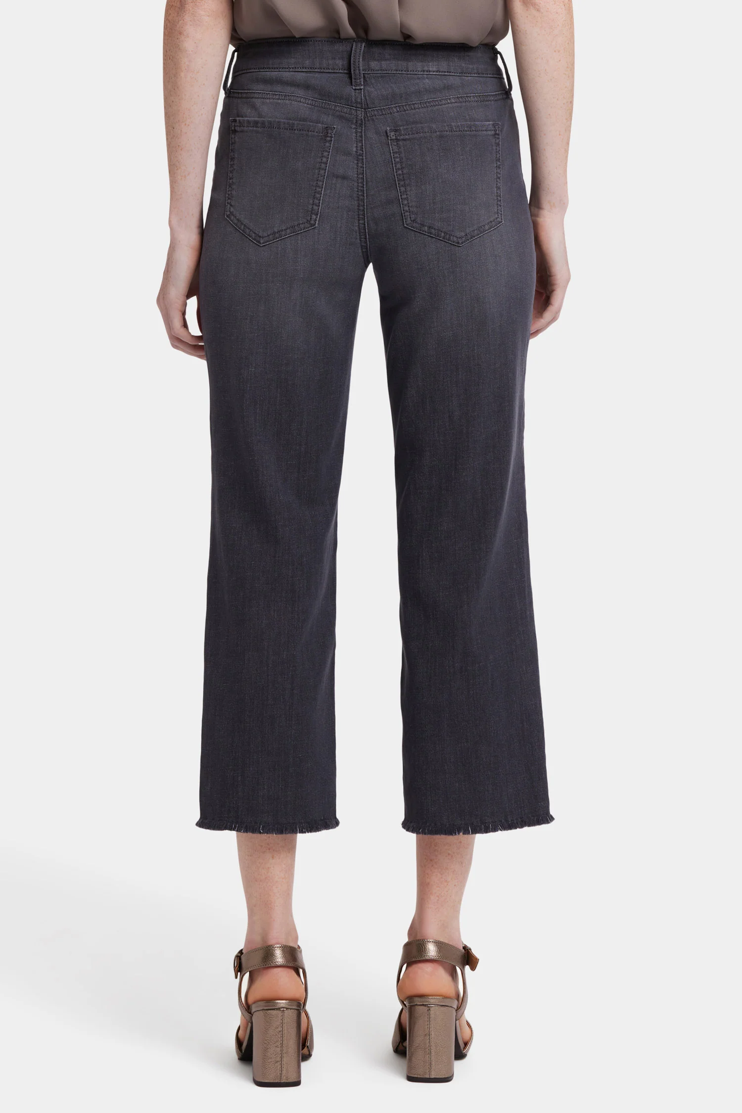 3226-relaxed-piper-crop-jeans-castile-dream-1.webp