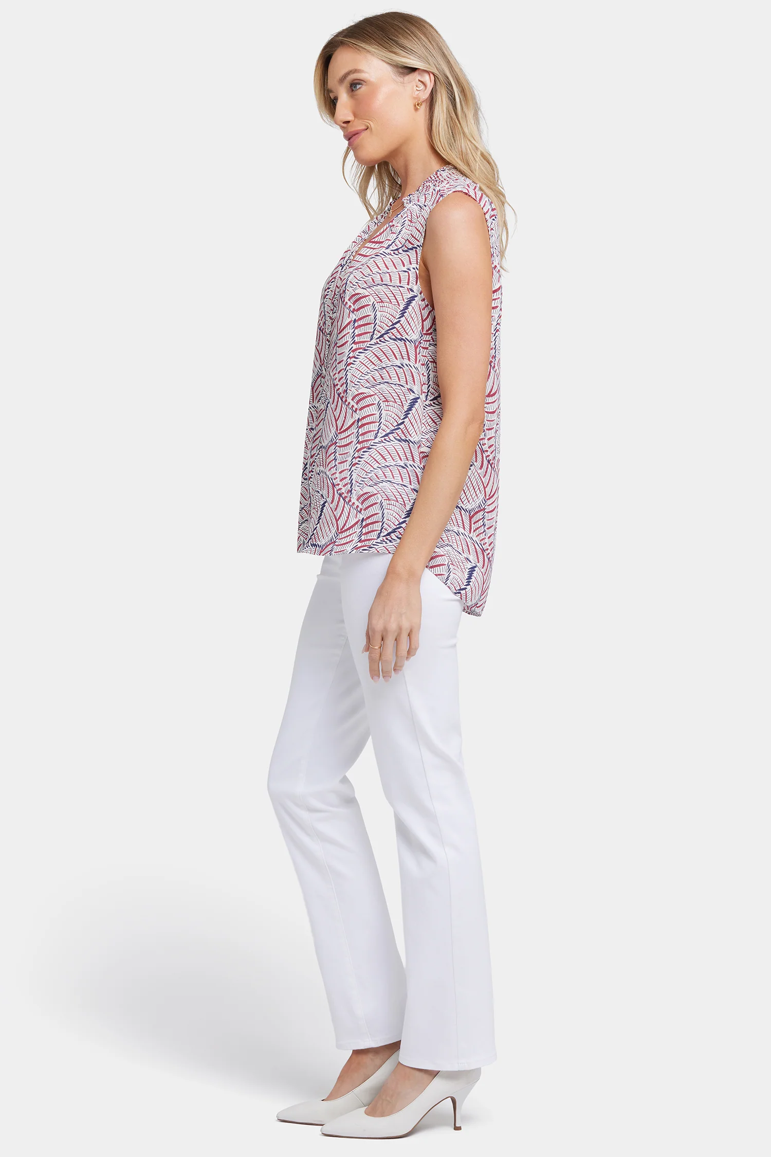 3258-sleeveless-gemma-blouse-calanda-1.webp