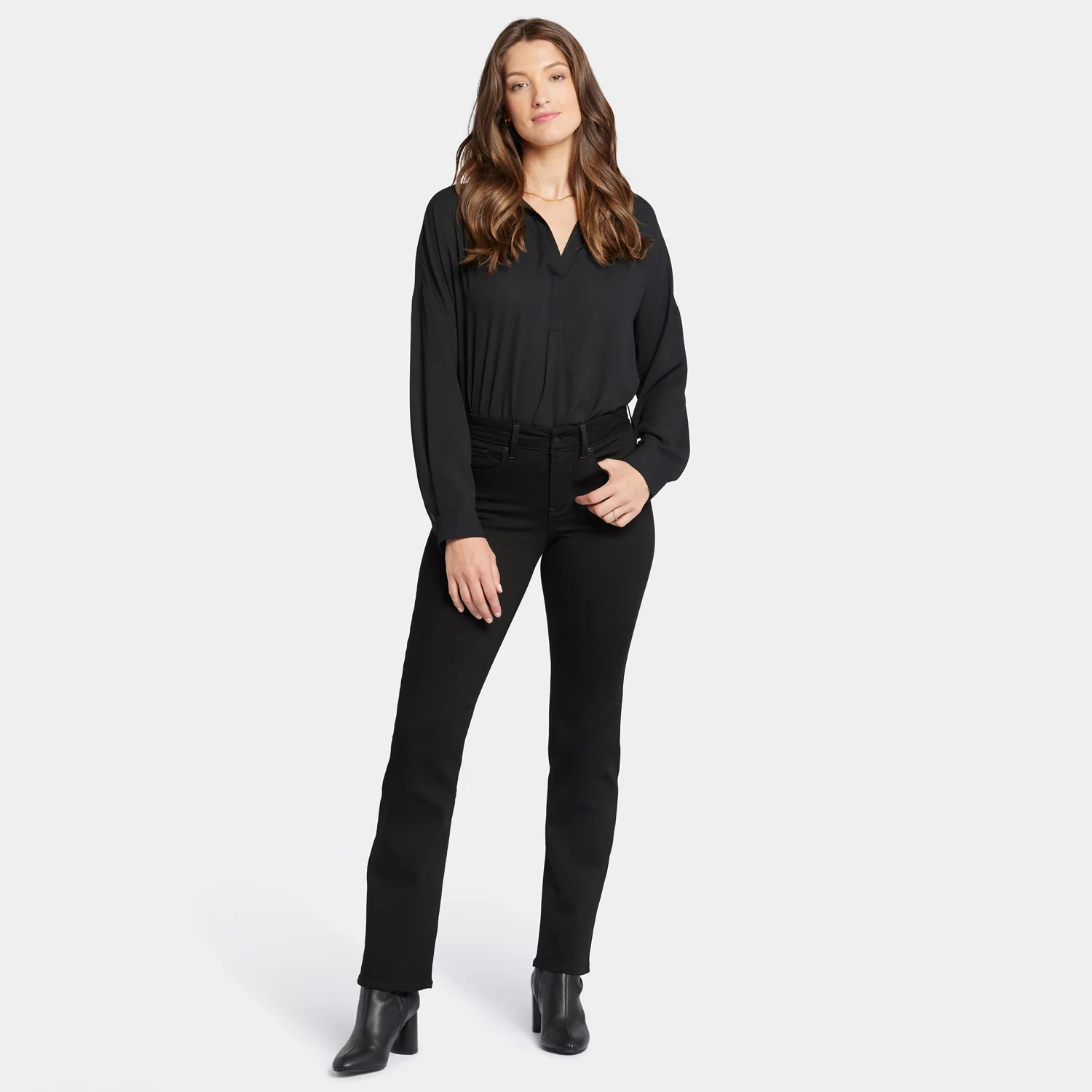 3347-marilyn-straight-jeans-black-1.webp