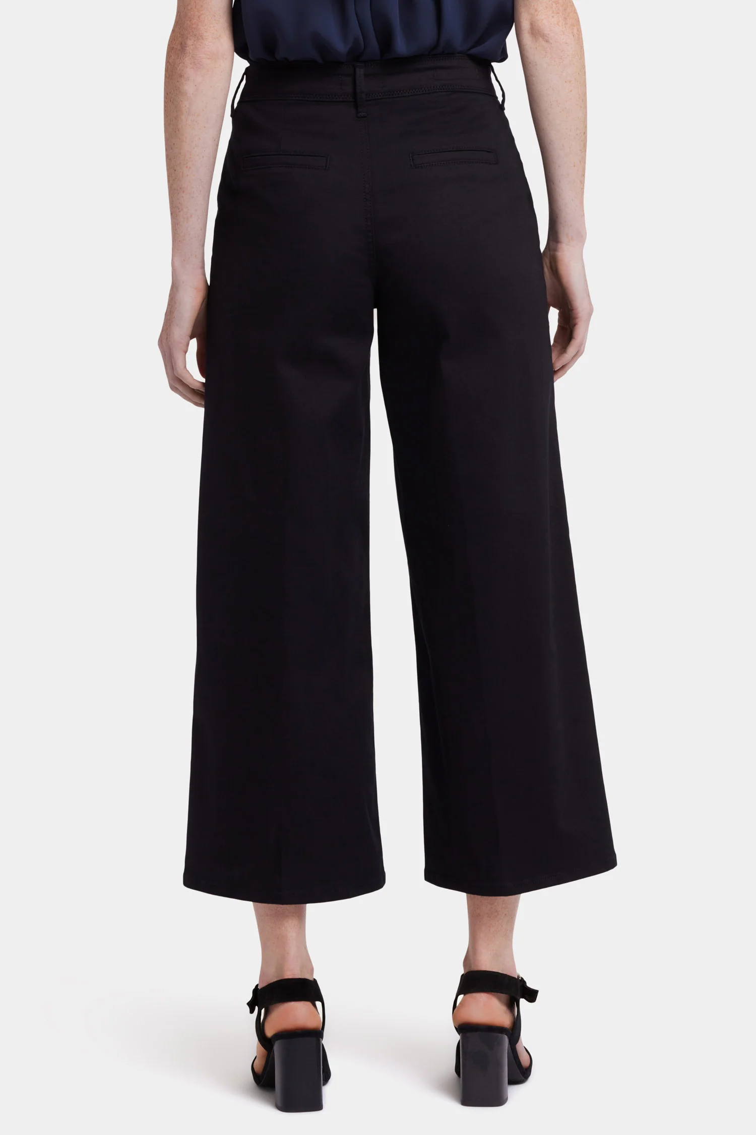 3467-mona-wide-leg-trouser-ankle-jeans-black-1.webp