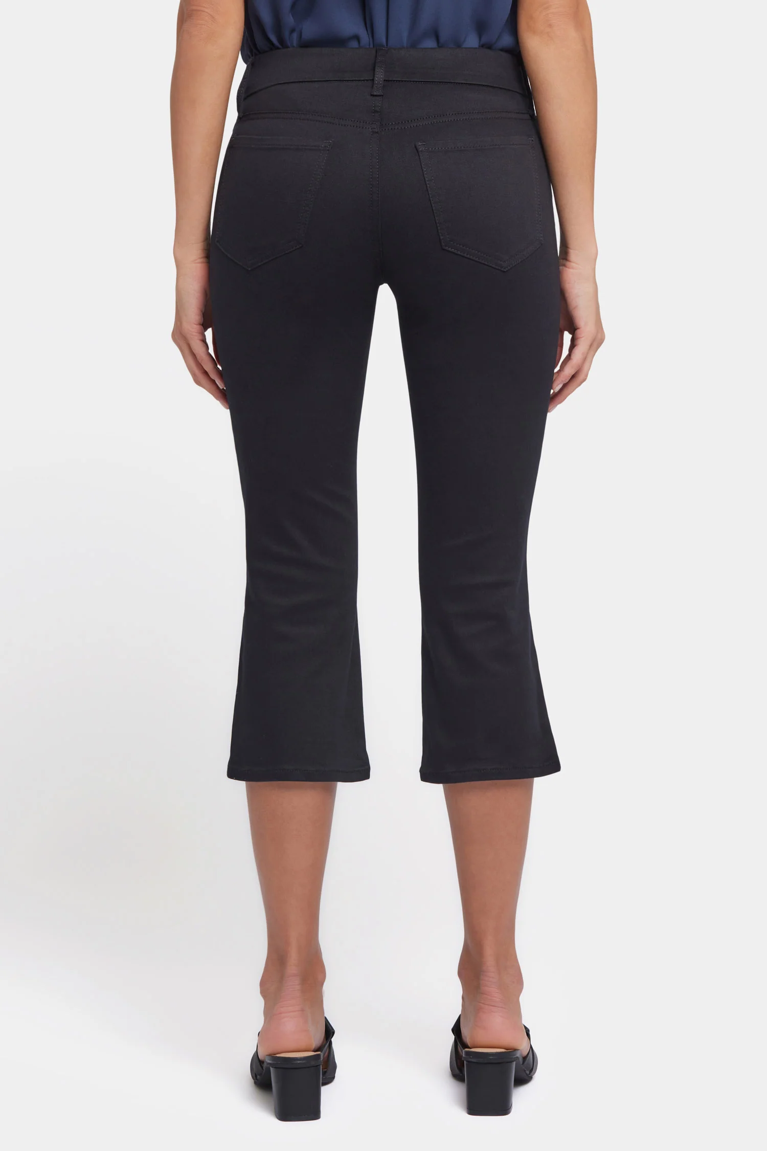 3534-waist-match-marilyn-straight-crop-jeans-black-1.webp
