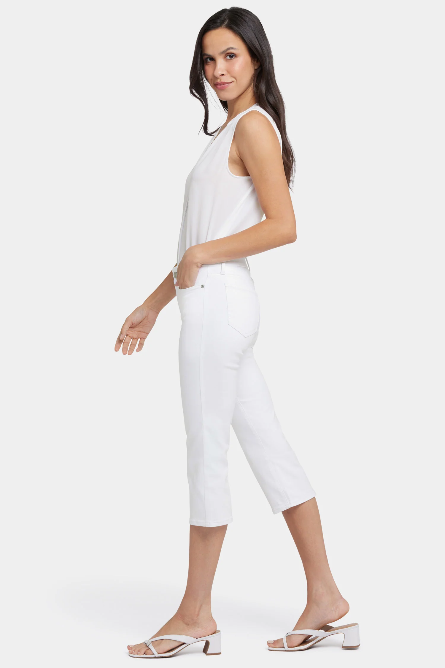 3541-waist-match-marilyn-straight-crop-jeans-optic-white-1.webp