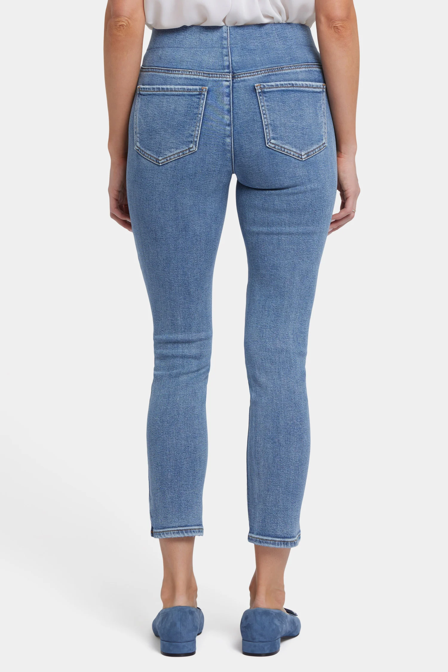 3600-ami-skinny-ankle-pull-on-jeans-minorca-isle-1.webp