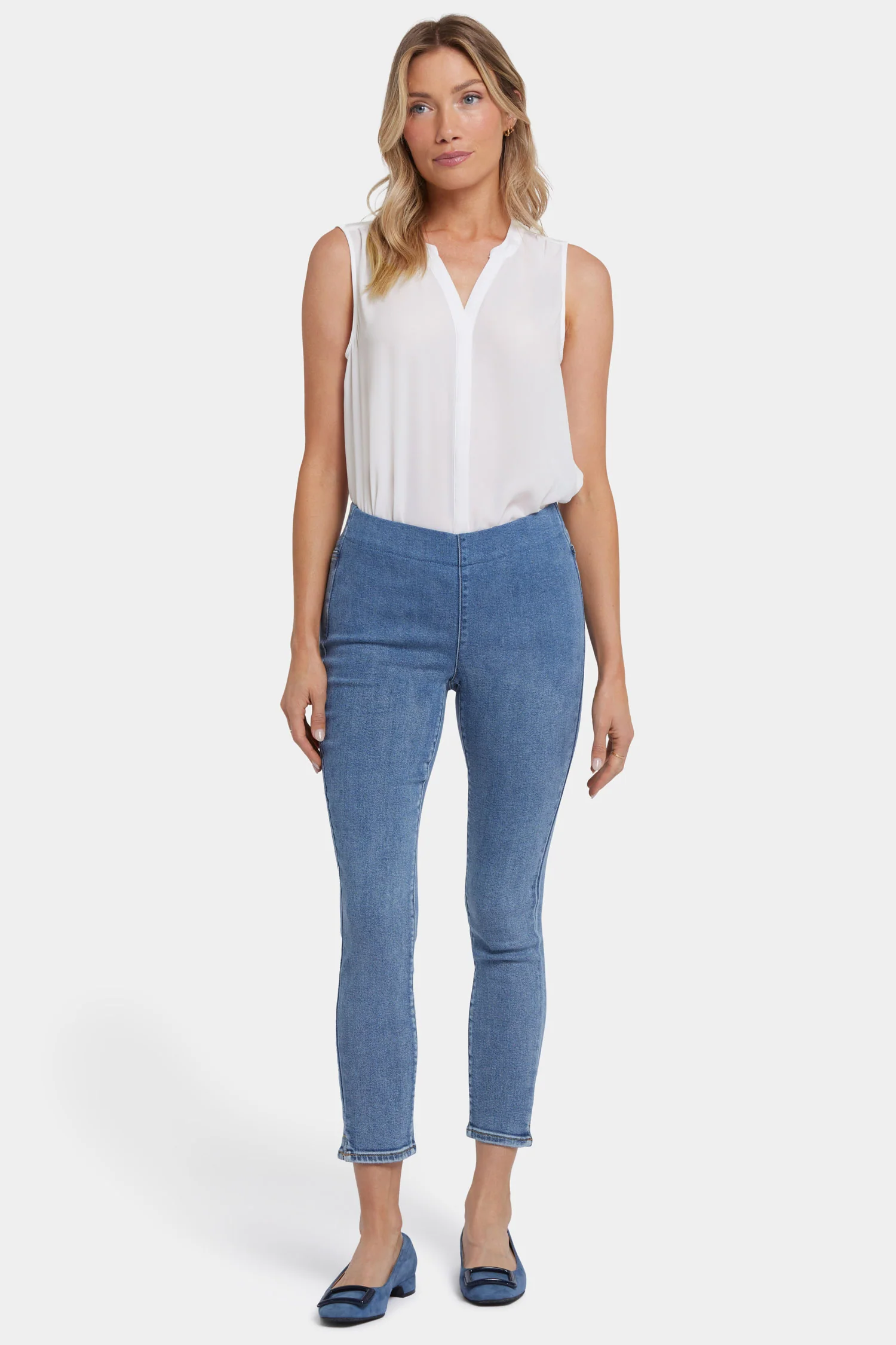 3600-ami-skinny-ankle-pull-on-jeans-minorca-isle-1.webp