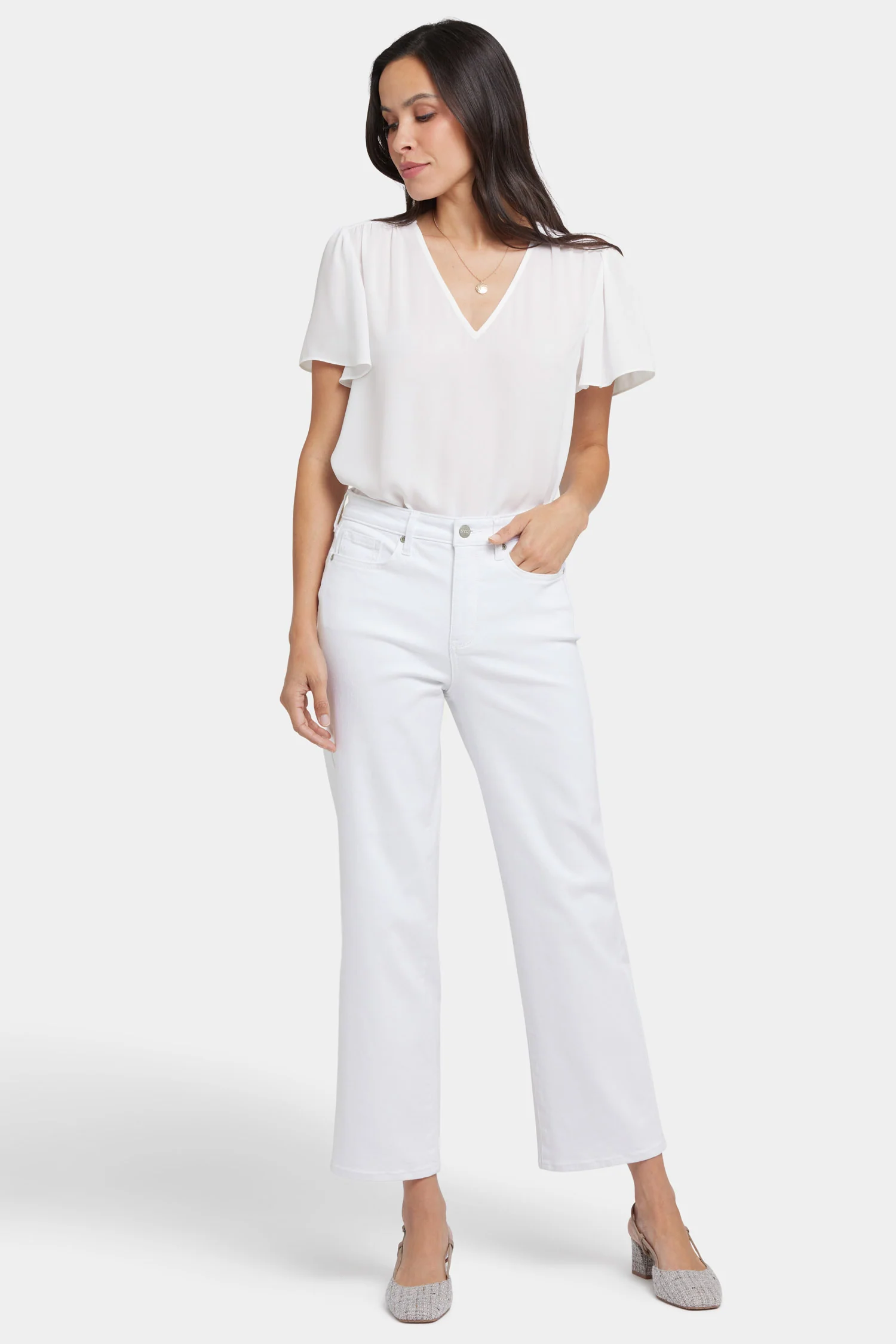 3632-bailey-relaxed-straight-ankle-jeans-optic-white-1.webp