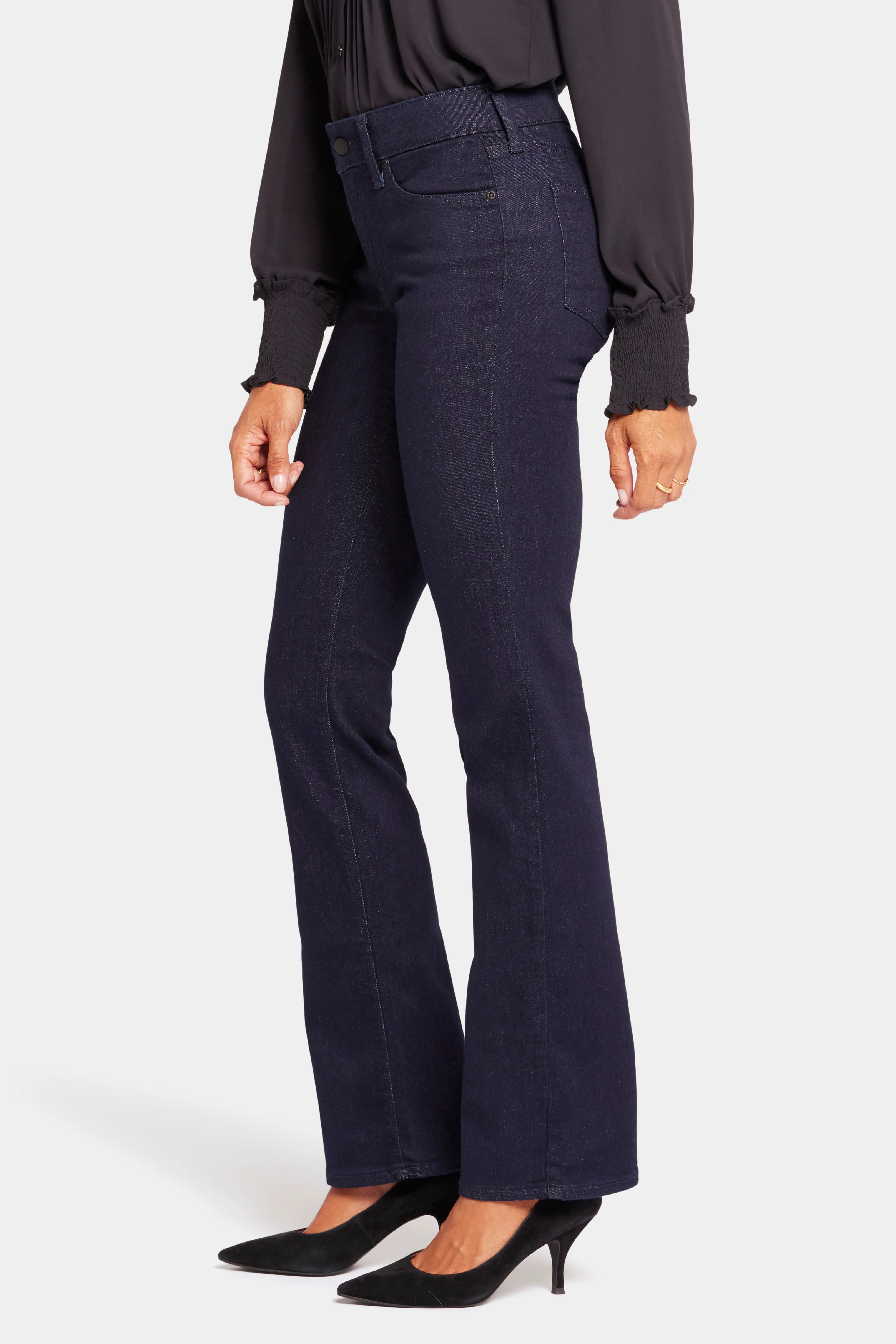 37-barbara-bootcut-jeans-rinse-1.webp