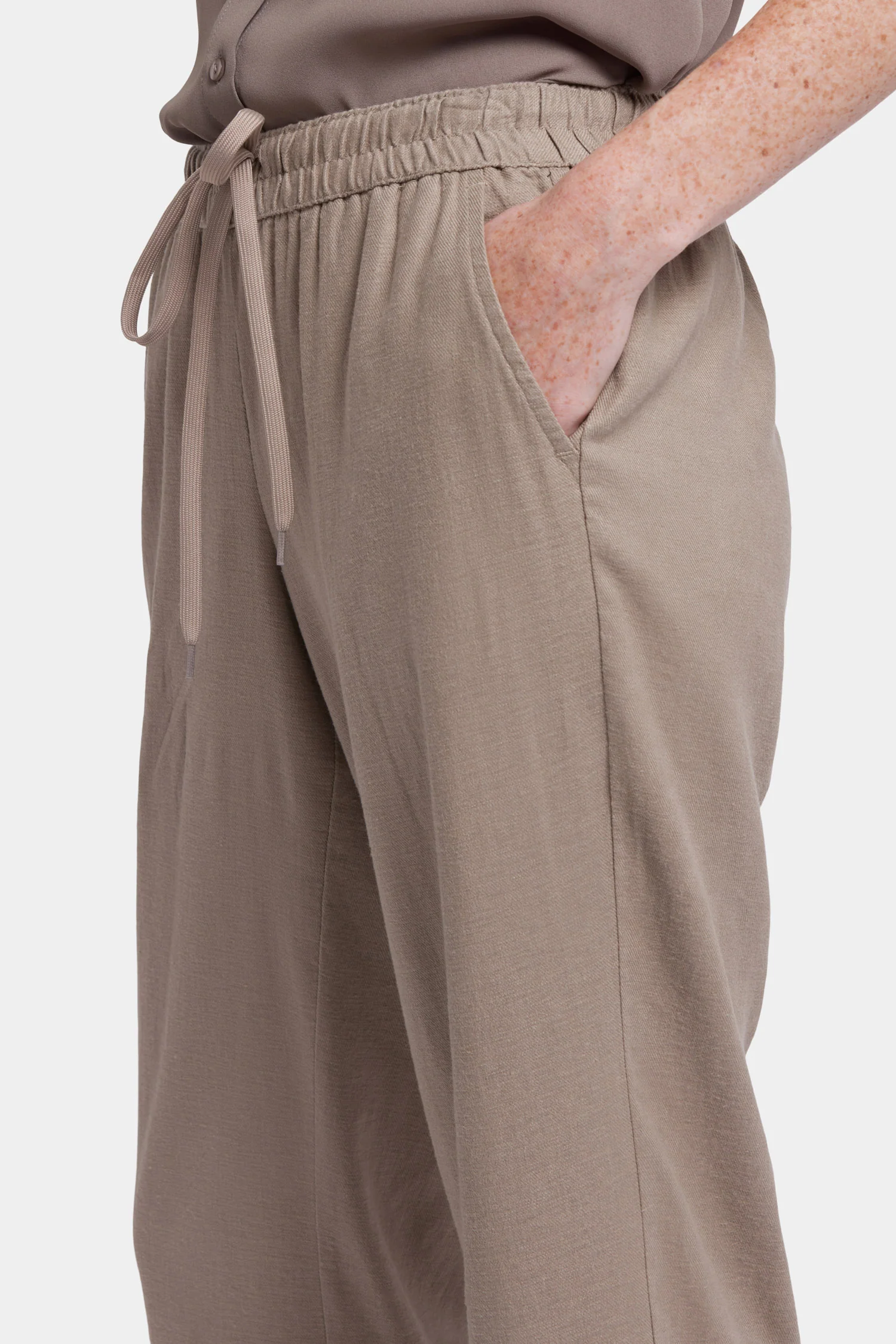3734-relaxed-drawstring-pull-on-pants-saddlewood-1.webp