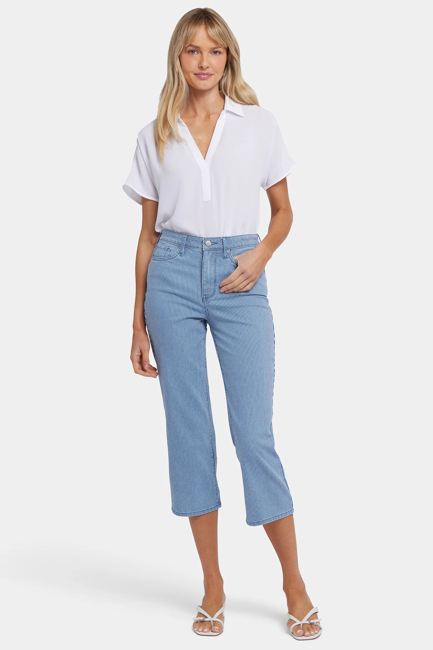 3825-joni-relaxed-capri-jeans-villa-vista-stripe-1.webp