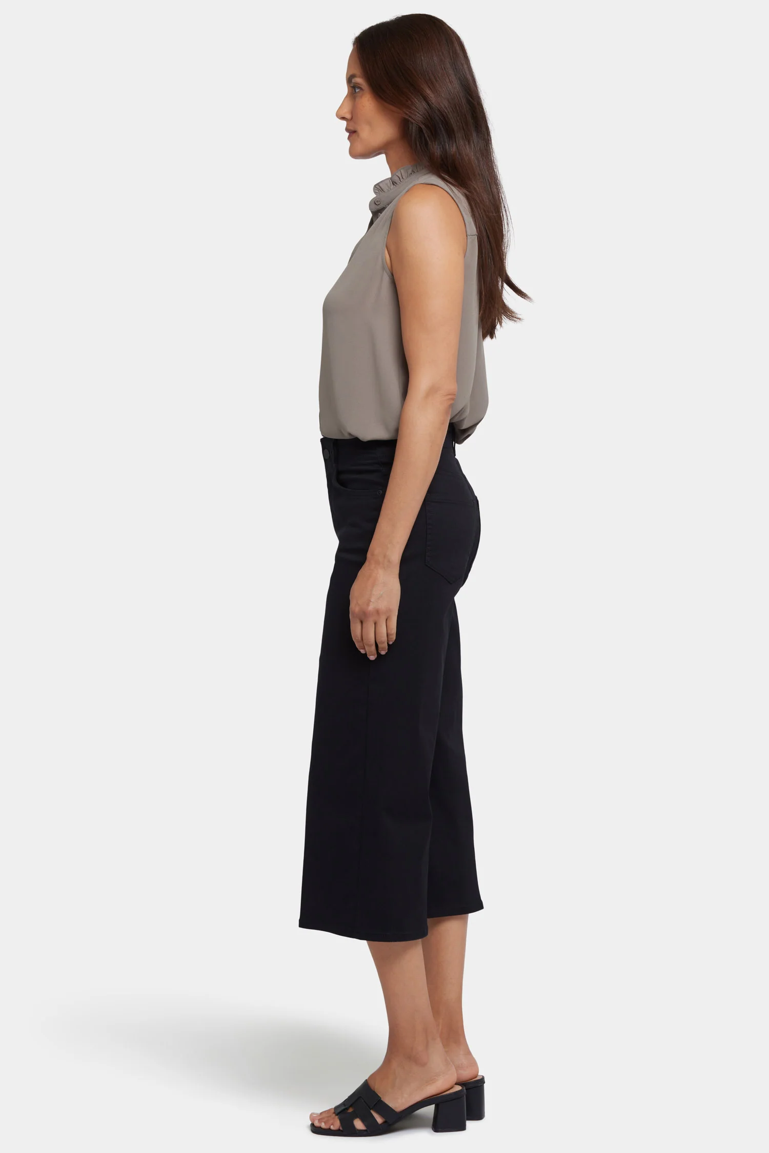 3897-brigitte-wide-leg-capri-jeans-black-1.webp