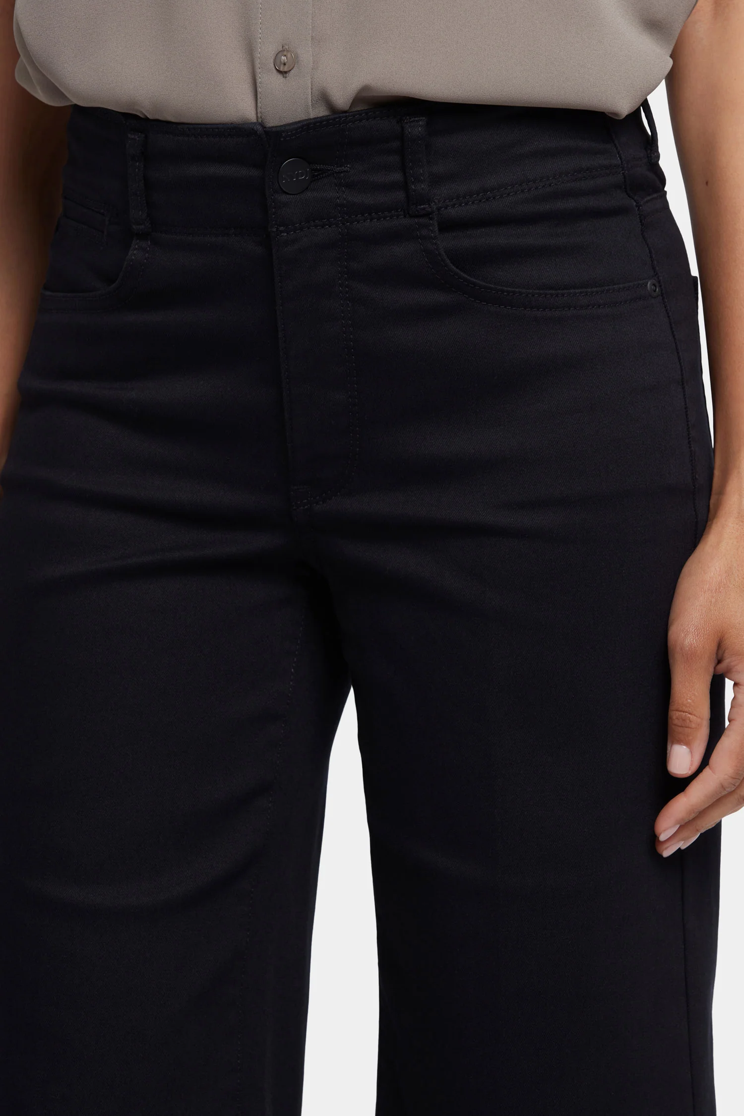 3897-brigitte-wide-leg-capri-jeans-black-1.webp