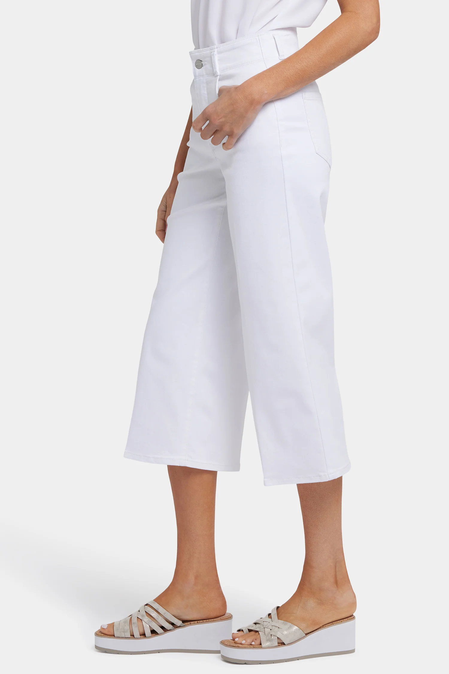 3909-brigitte-wide-leg-capri-jeans-optic-white-1.webp