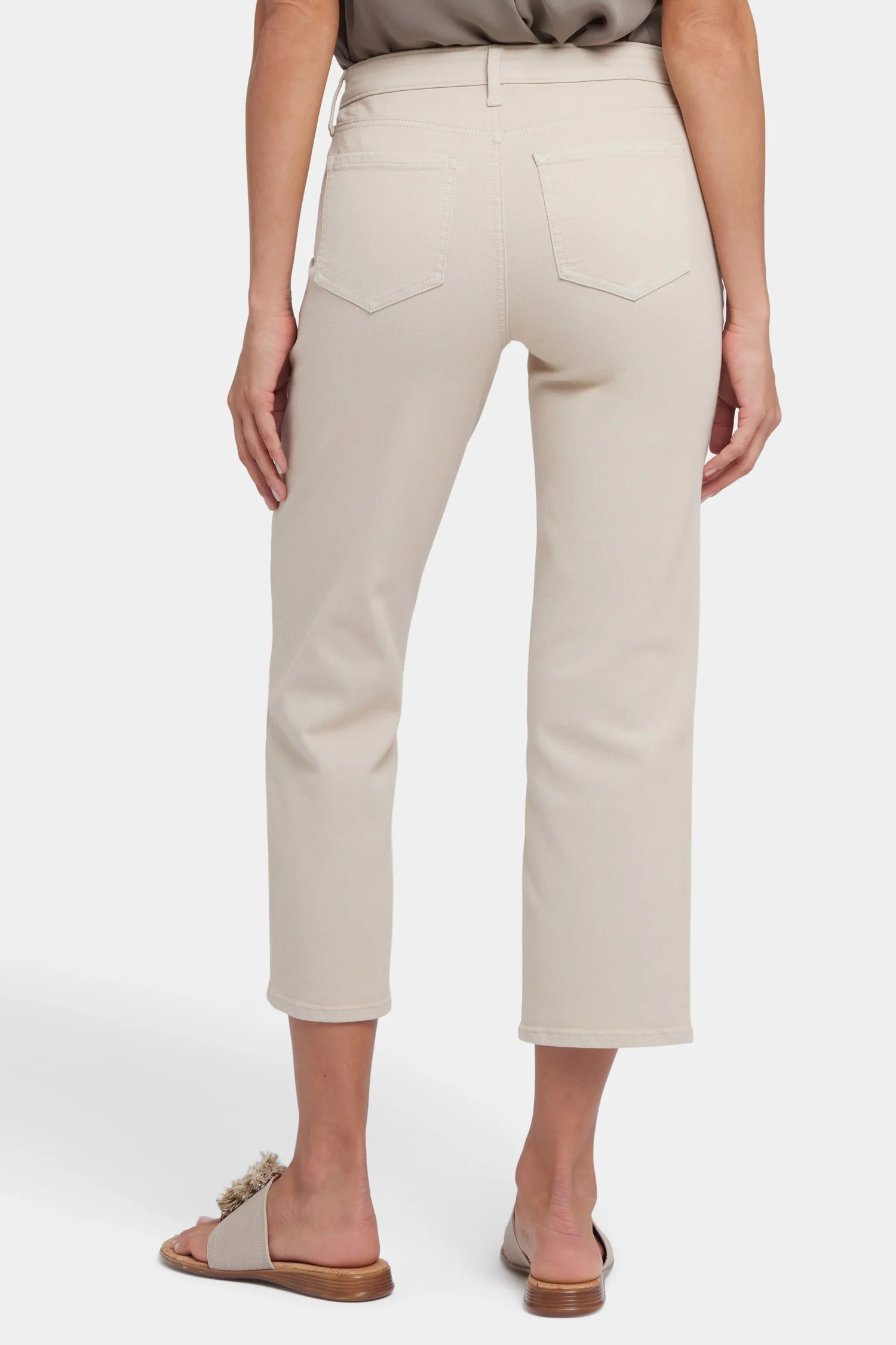 3933-relaxed-piper-crop-jeans-feather-1.webp