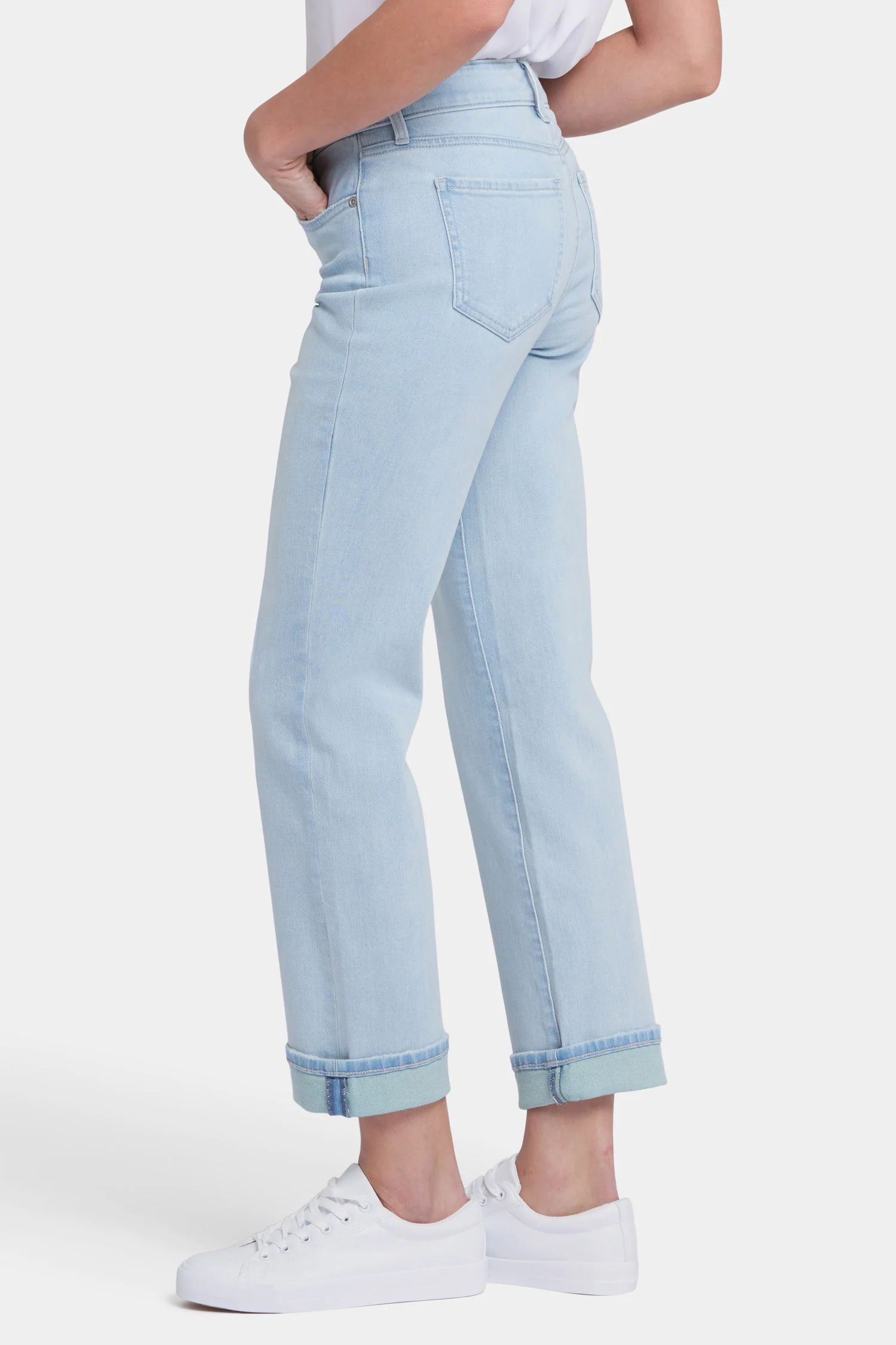 4041-marilyn-straight-ankle-jeans-clear-waters-1.webp