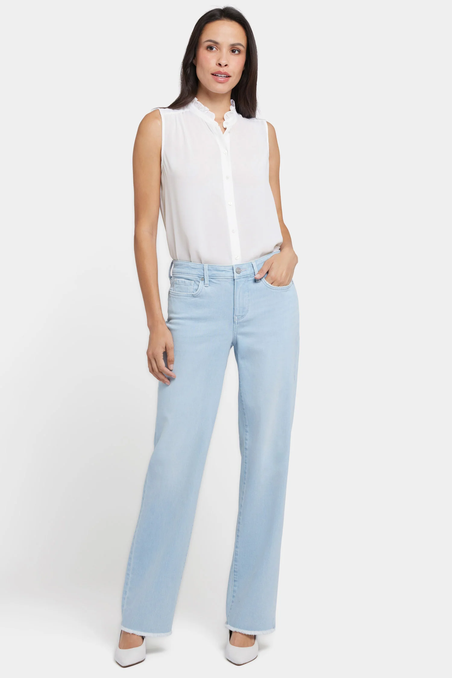 4053-bailey-relaxed-straight-jeans-clear-waters-1.webp
