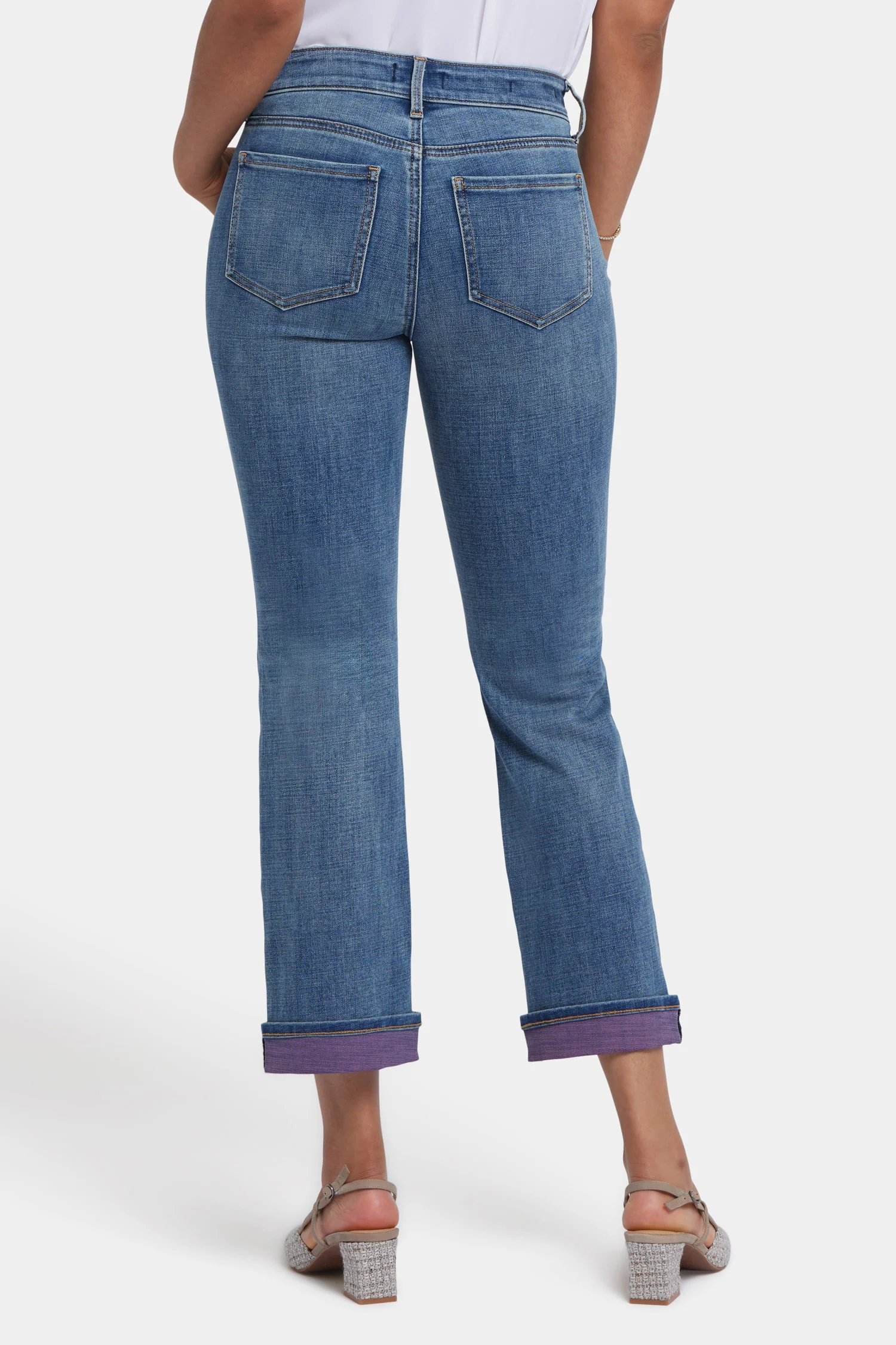 4077-marilyn-straight-ankle-jeans-majorca-bay-1.webp