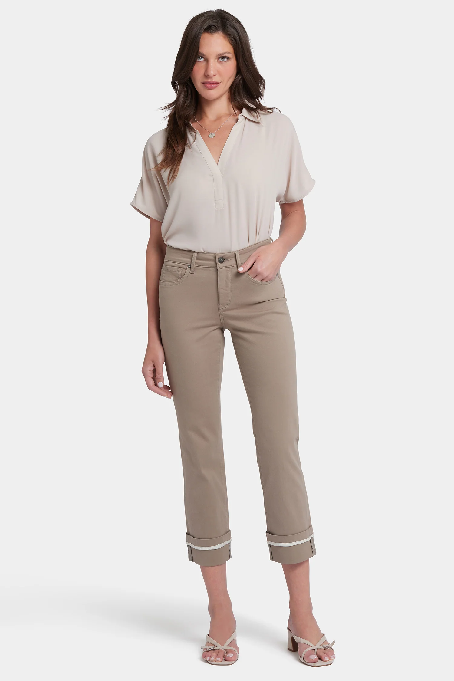 4089-marilyn-straight-ankle-jeans-saddlewood-1.webp