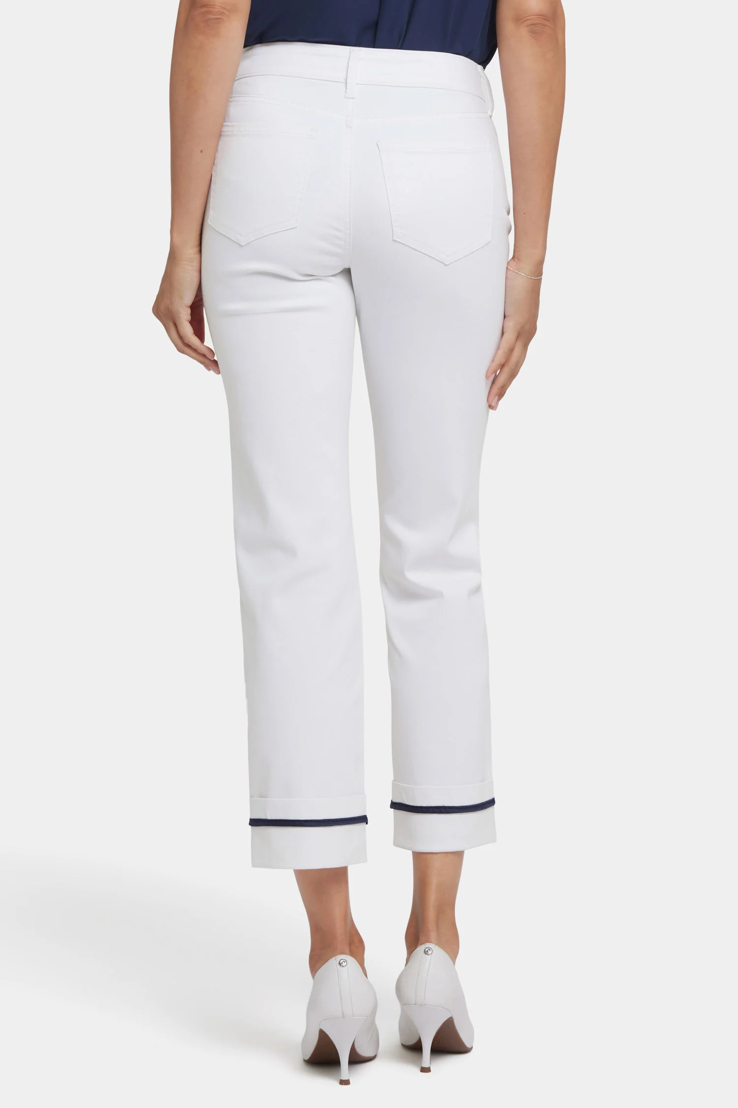 4101-marilyn-straight-ankle-jeans-optic-white-1.webp