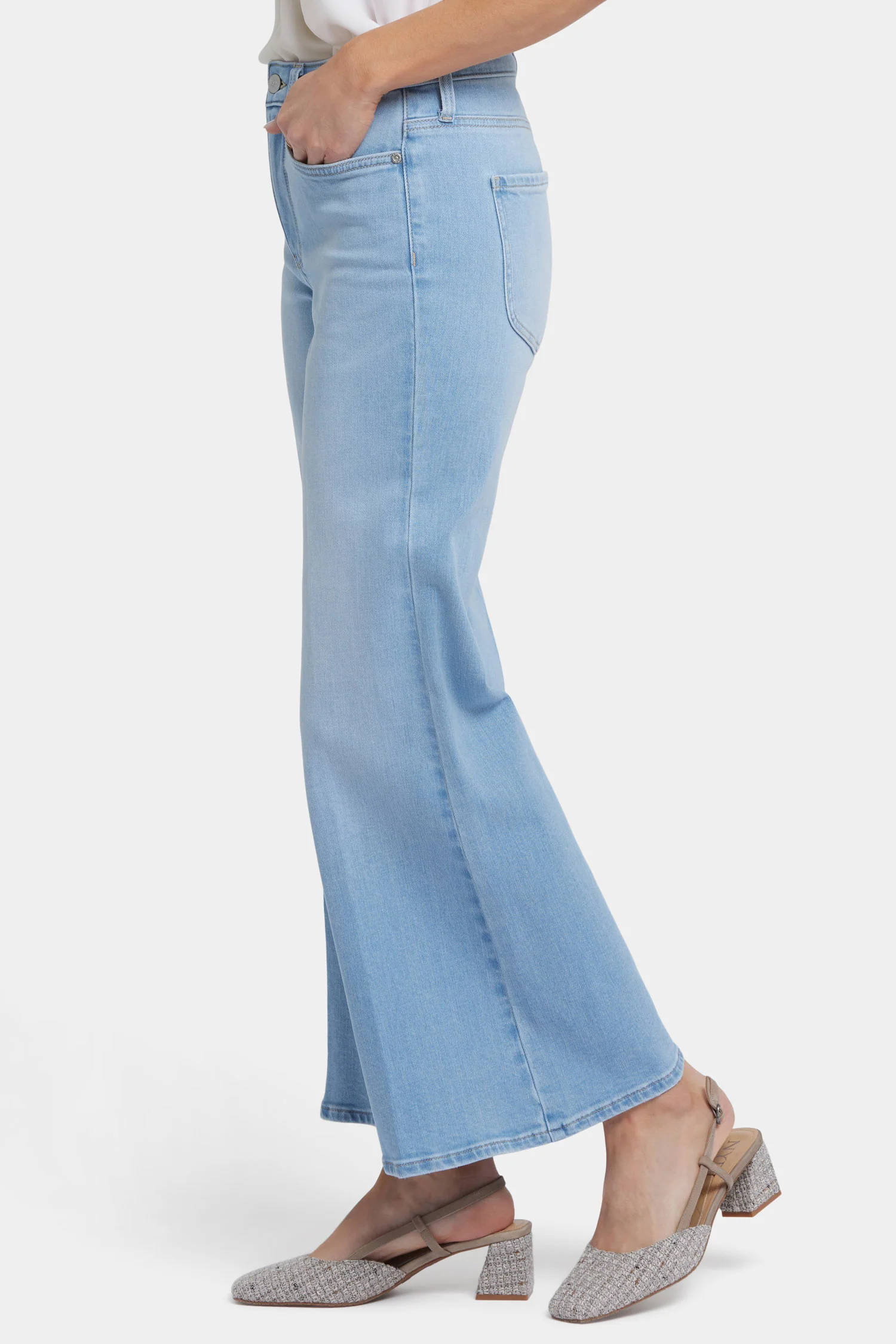 4255-mia-palazzo-ankle-jeans-canary-beach-1.webp