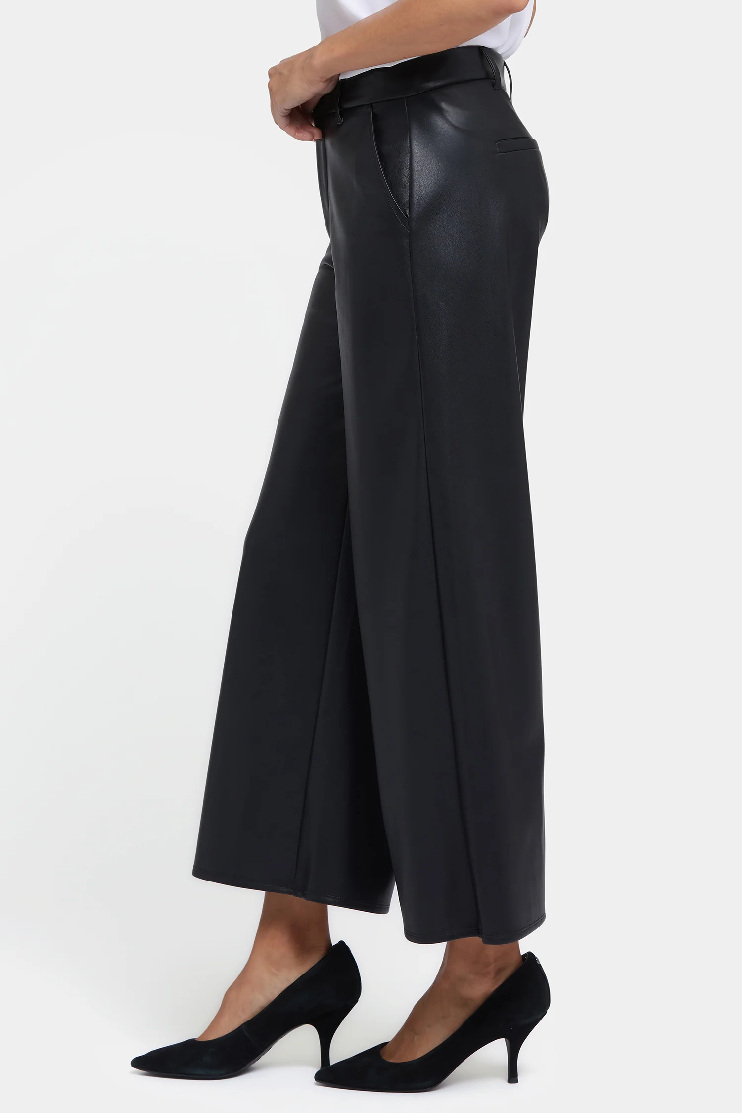 4400-vegan-stretch-leather-morgan-trouser-pants-black-1.webp