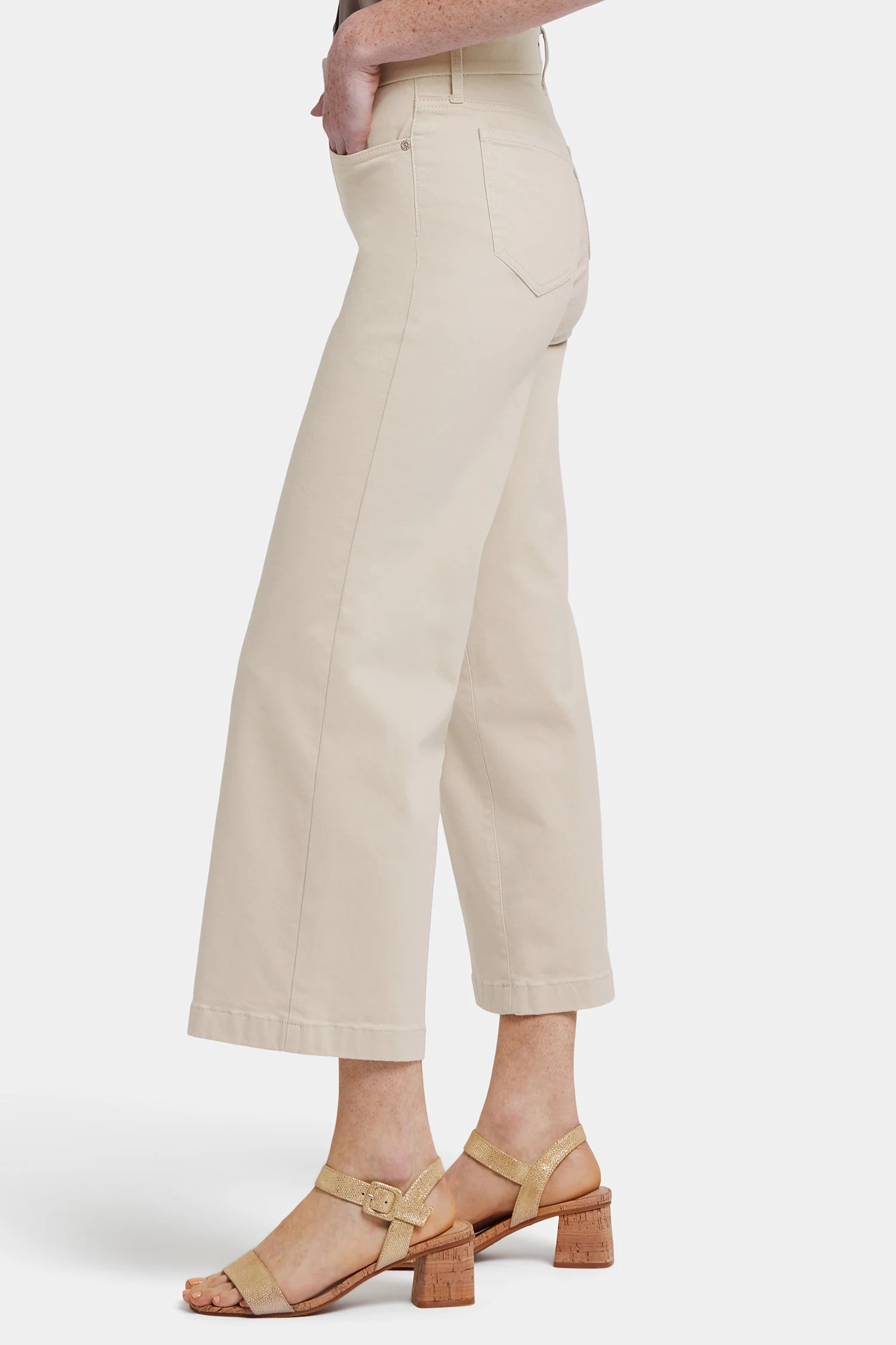 4688-waist-match-teresa-wide-leg-ankle-jeans-feather-1.webp
