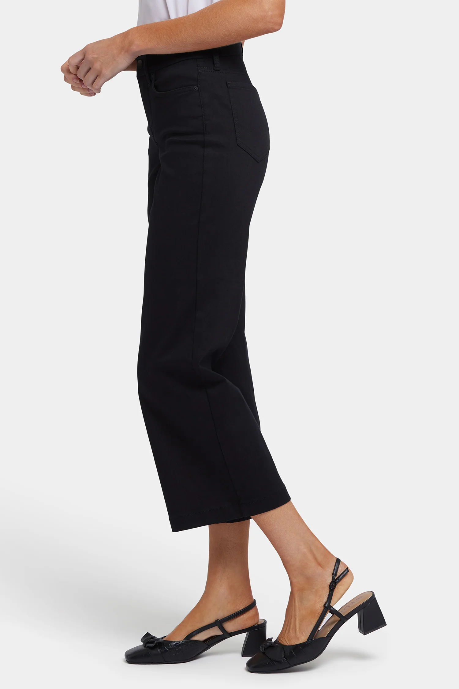4695-waist-match-teresa-wide-leg-ankle-jeans-black-1.webp