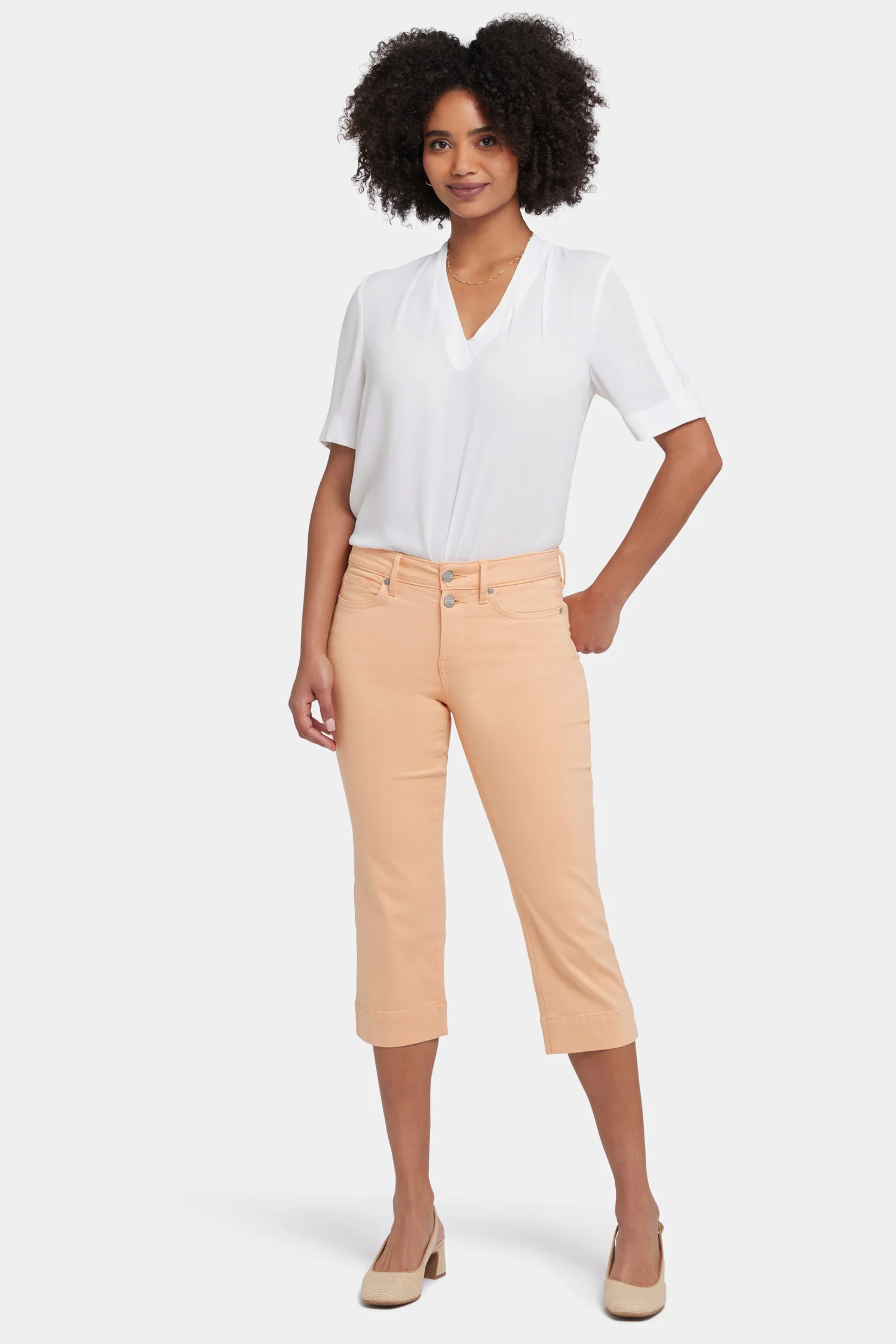 4848-marilyn-straight-crop-jeans-apricot-nectar-1.webp