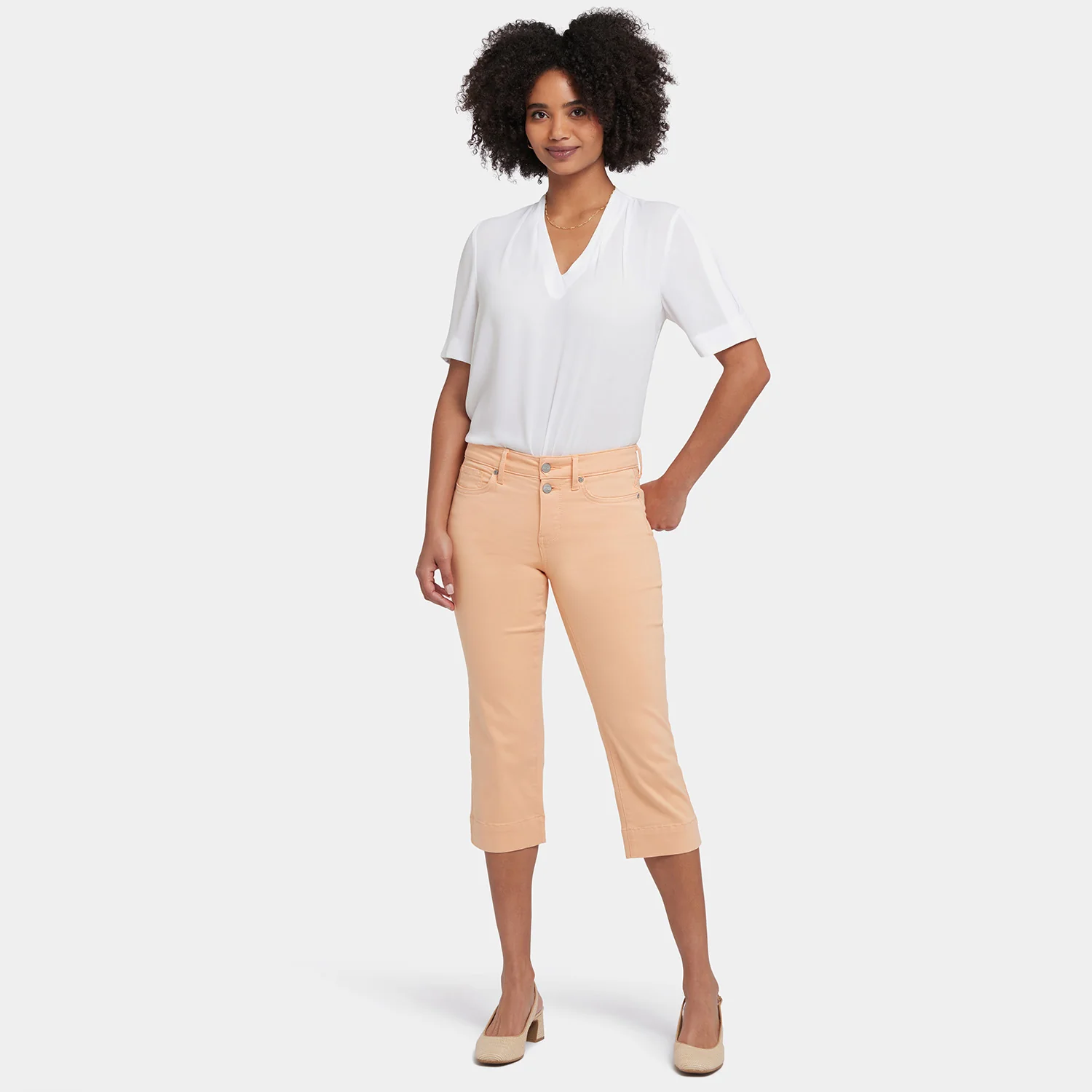 4848-marilyn-straight-crop-jeans-apricot-nectar-1.webp
