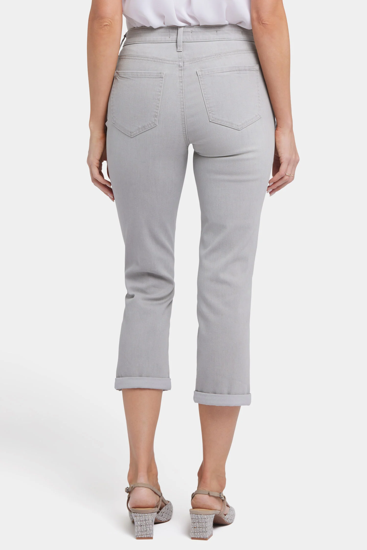 4920-chloe-skinny-capri-jeans-grenada-mist-1.webp