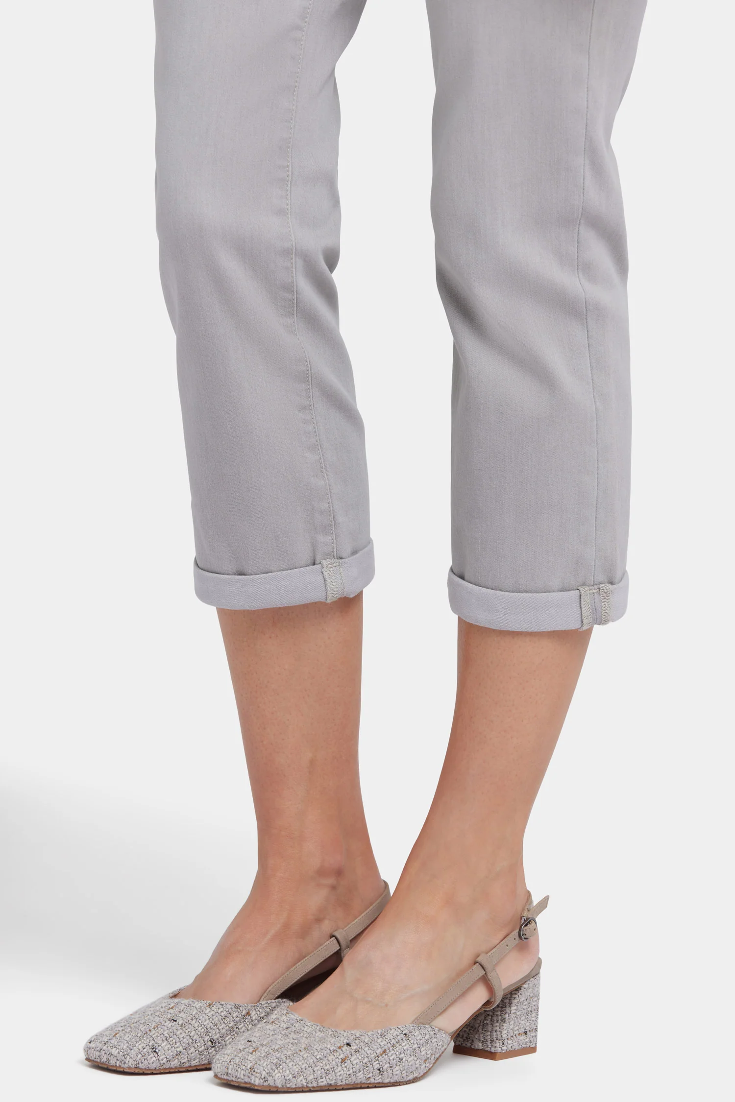 4920-chloe-skinny-capri-jeans-grenada-mist-1.webp