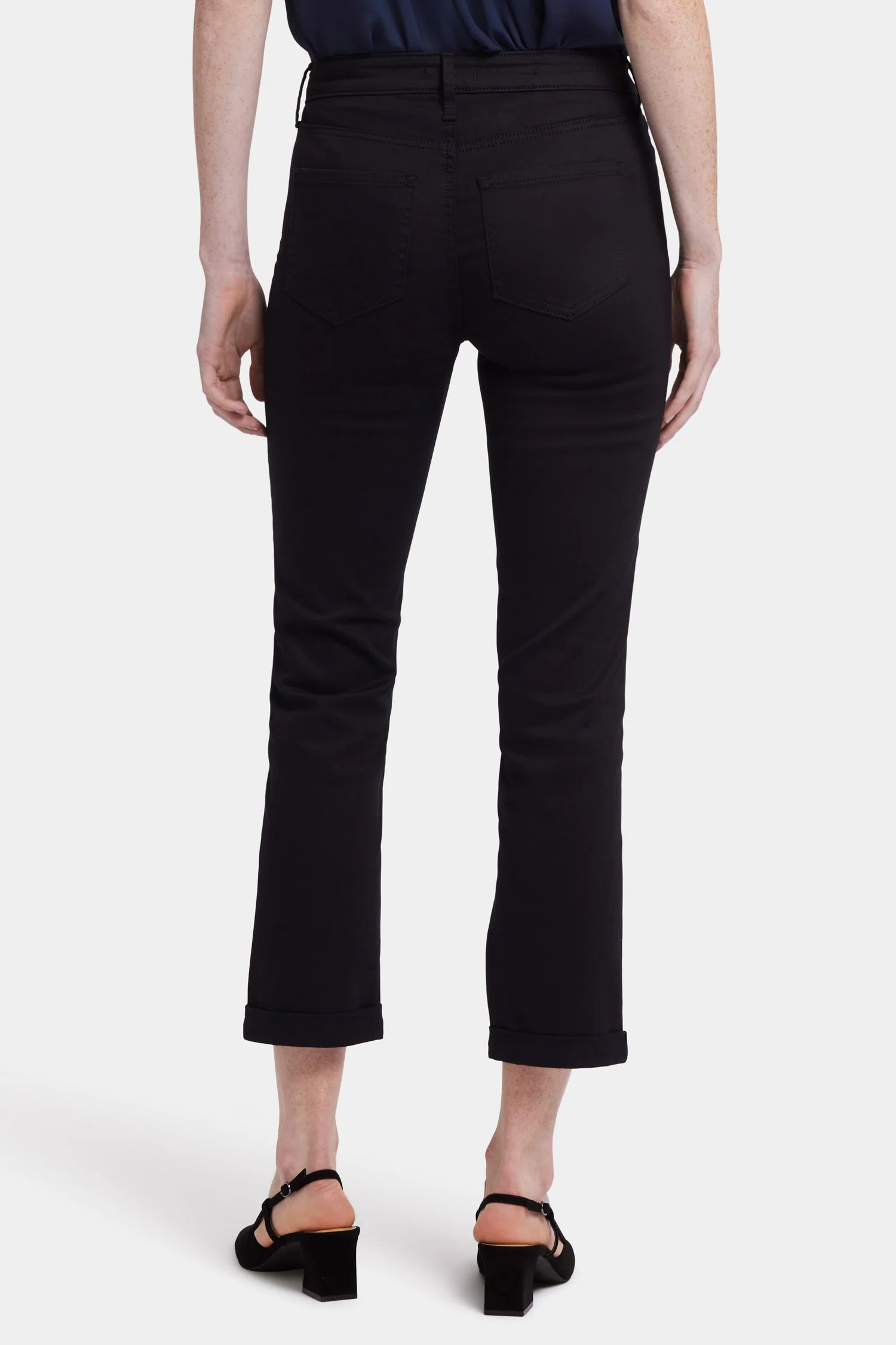 4968-sheri-slim-ankle-jeans-black-1.webp