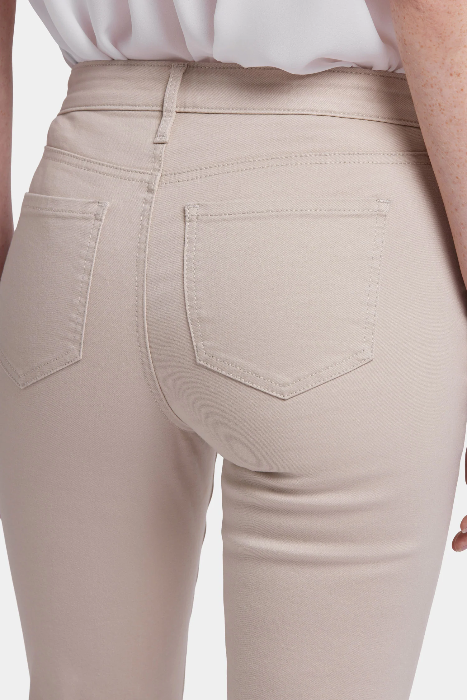 4992-sheri-slim-ankle-jeans-feather-1.webp