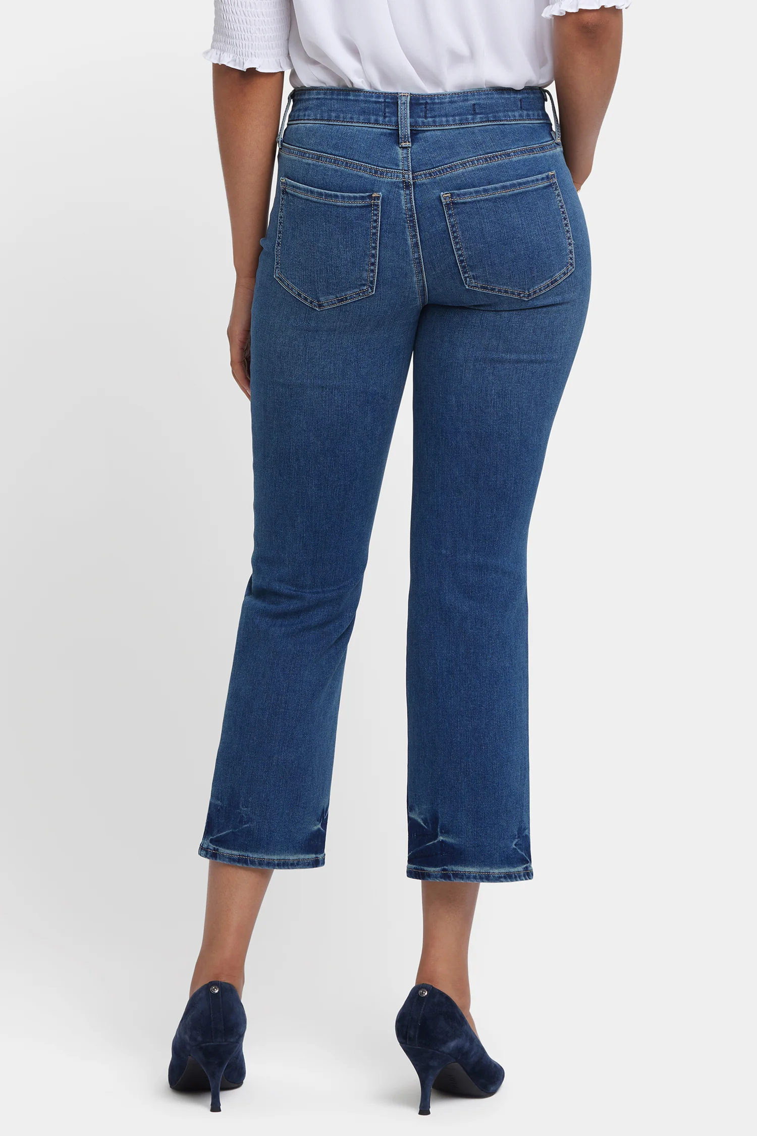5071-marilyn-straight-ankle-jeans-dali-river-1.webp