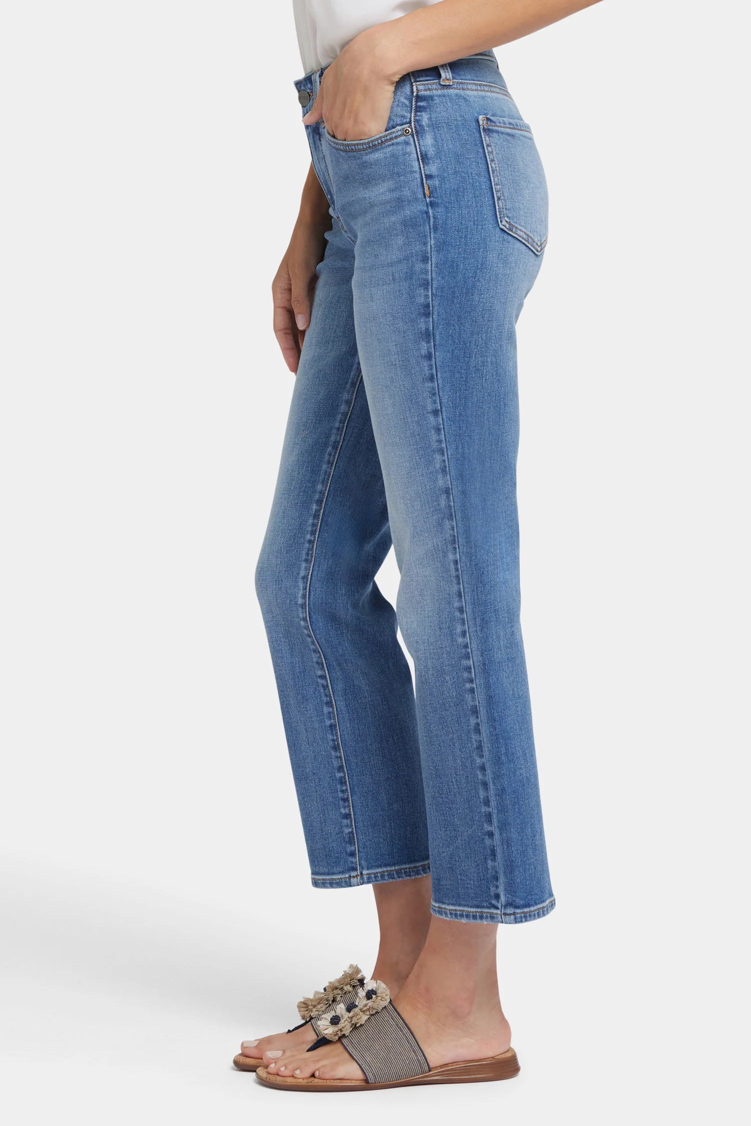 5131-marilyn-straight-ankle-jeans-barcelona-breeze-1.webp
