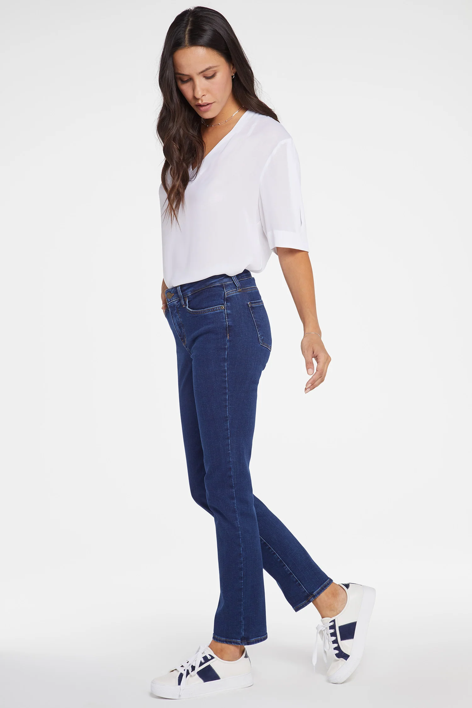 5215-sheri-slim-jeans-in-long-inseam-quinn-1.webp