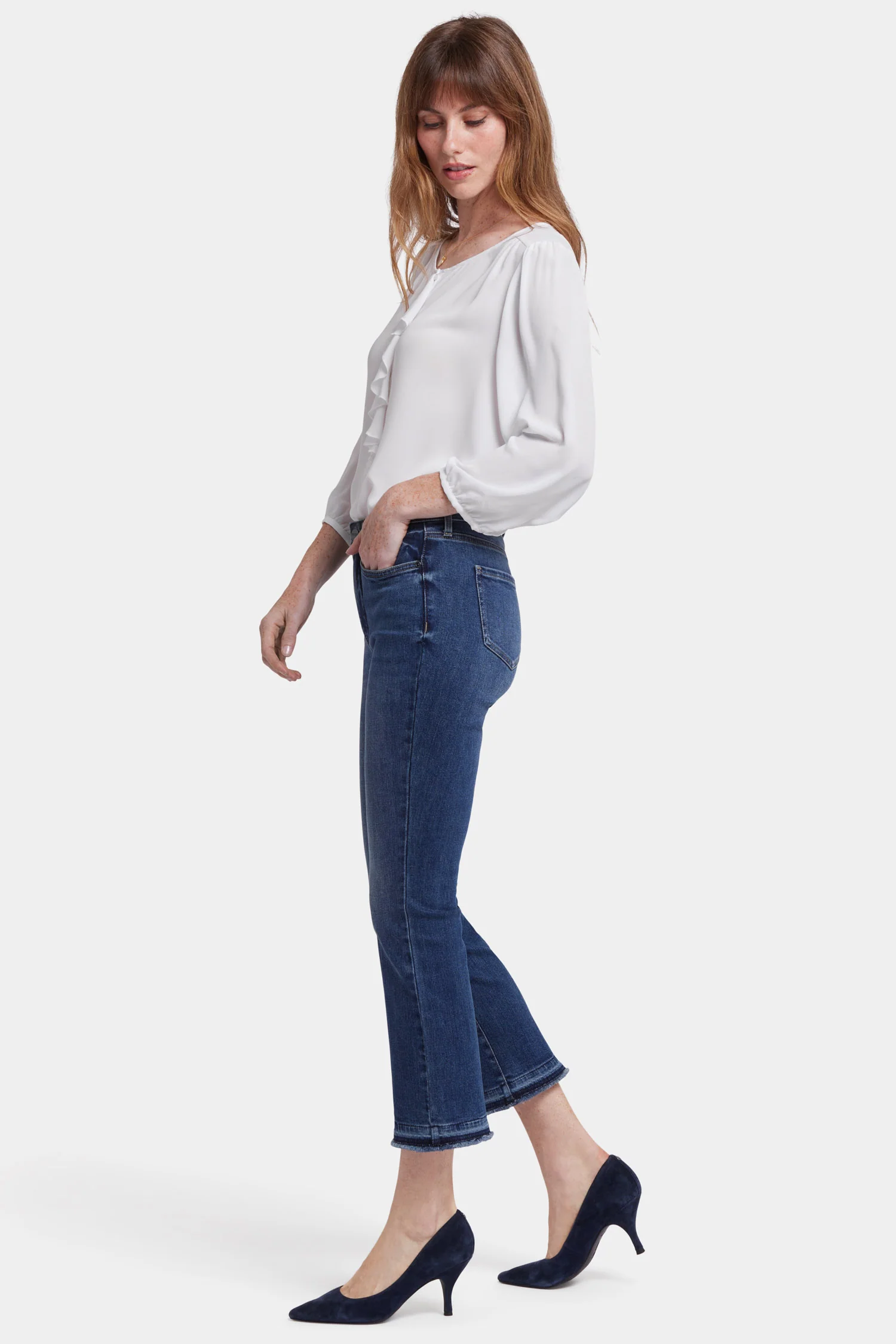 5335-billie-mini-bootcut-ankle-jeans-rioja-springs-1.webp