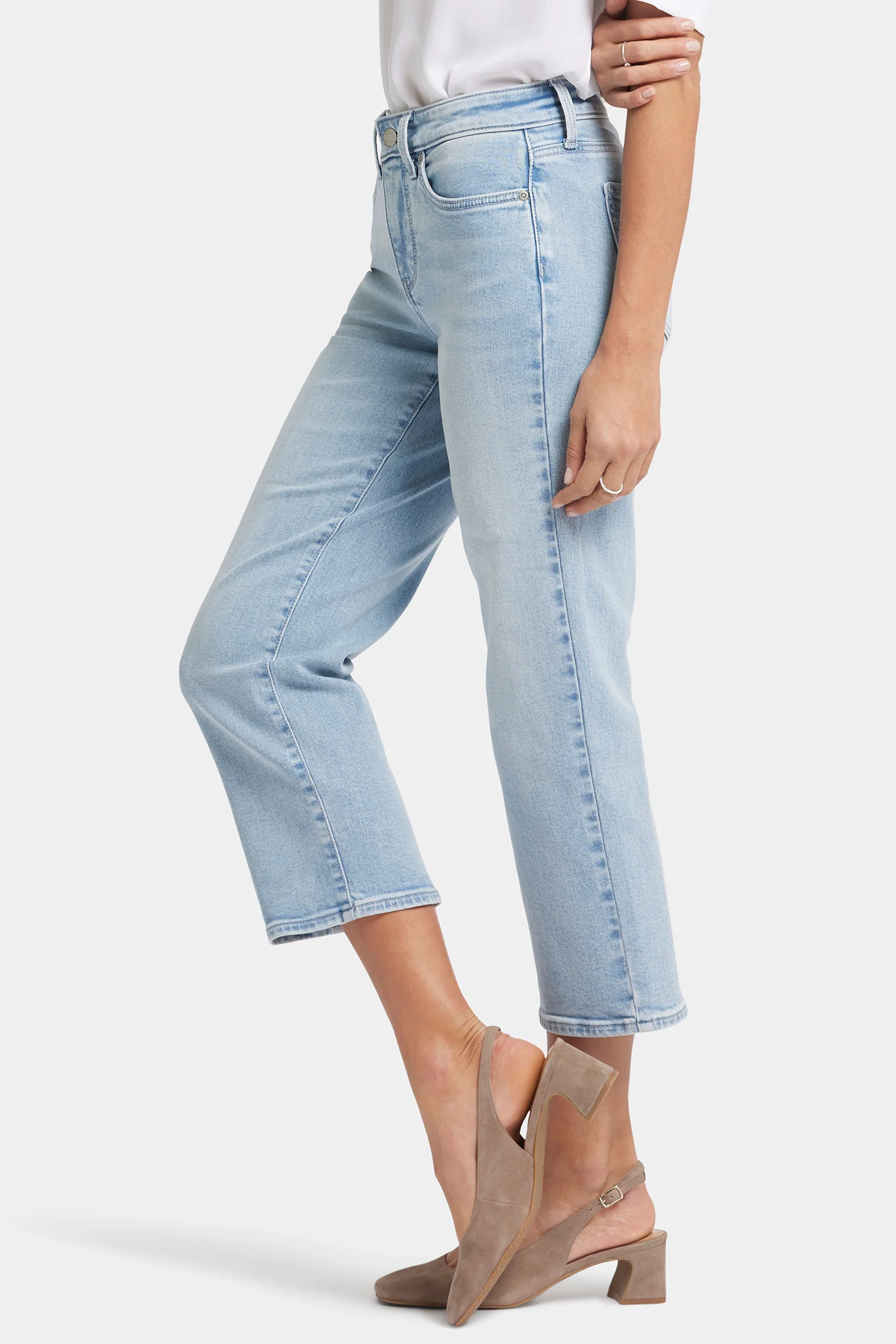 5505-relaxed-piper-crop-jeans-misty-ridge-1.webp