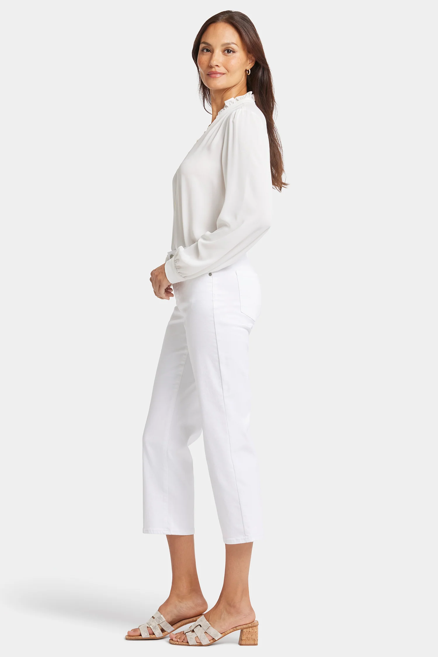 5631-relaxed-piper-crop-jeans-optic-white-1.webp