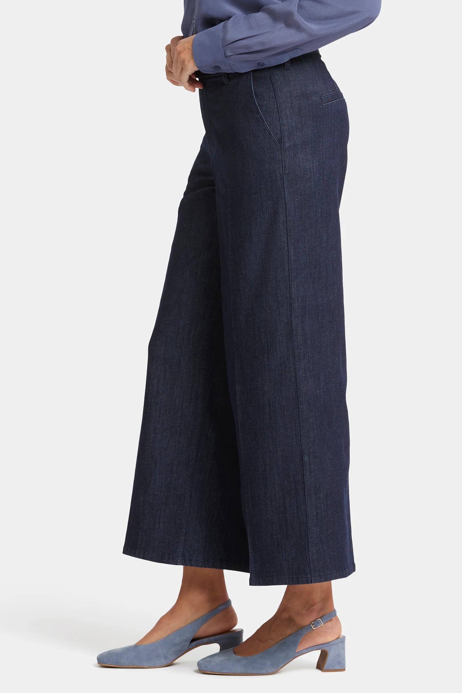 5643-mona-wide-leg-trouser-ankle-jeans-lightweight-rinse-1.webp