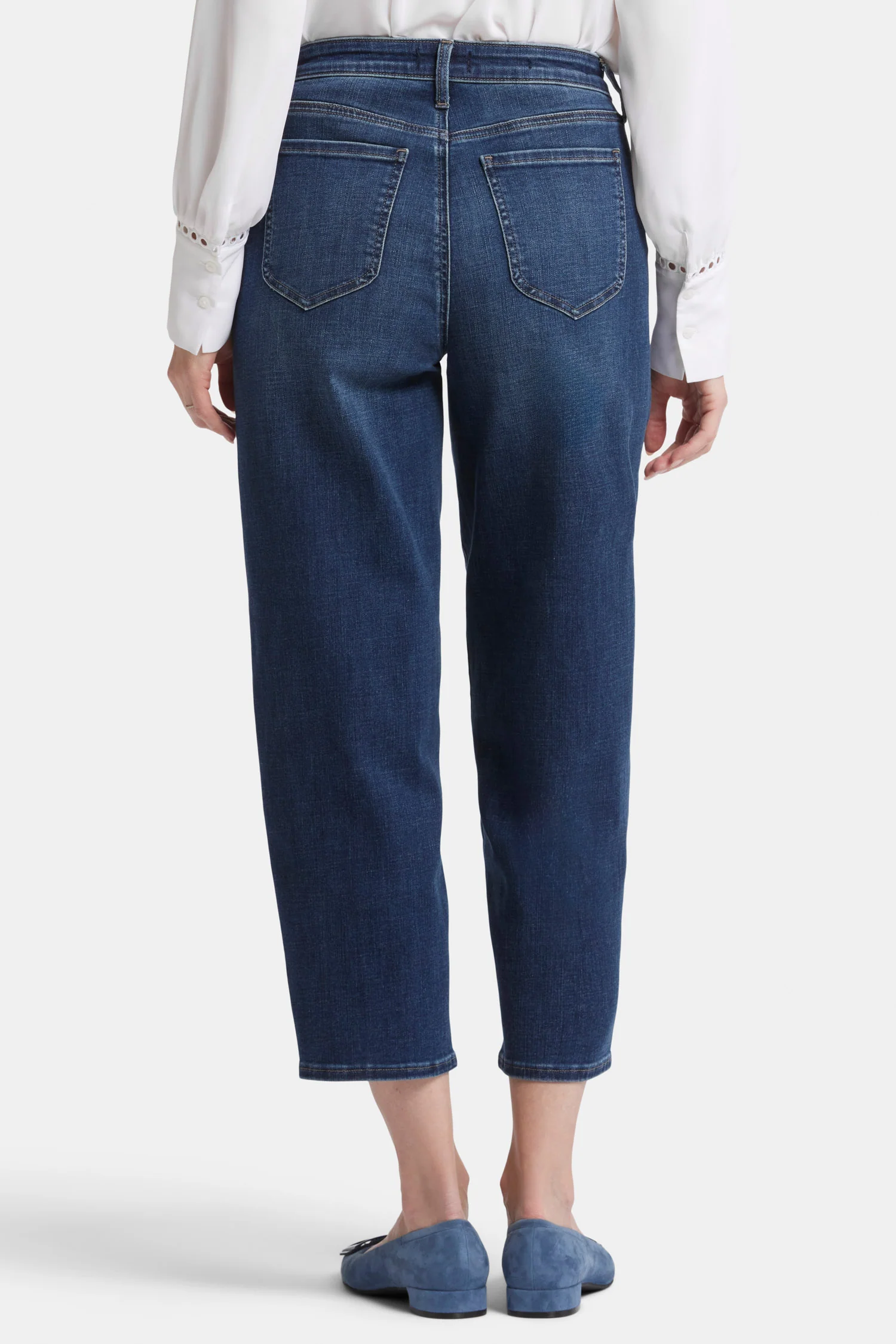 5655-relaxed-utility-ankle-jeans-wellspring-1.webp