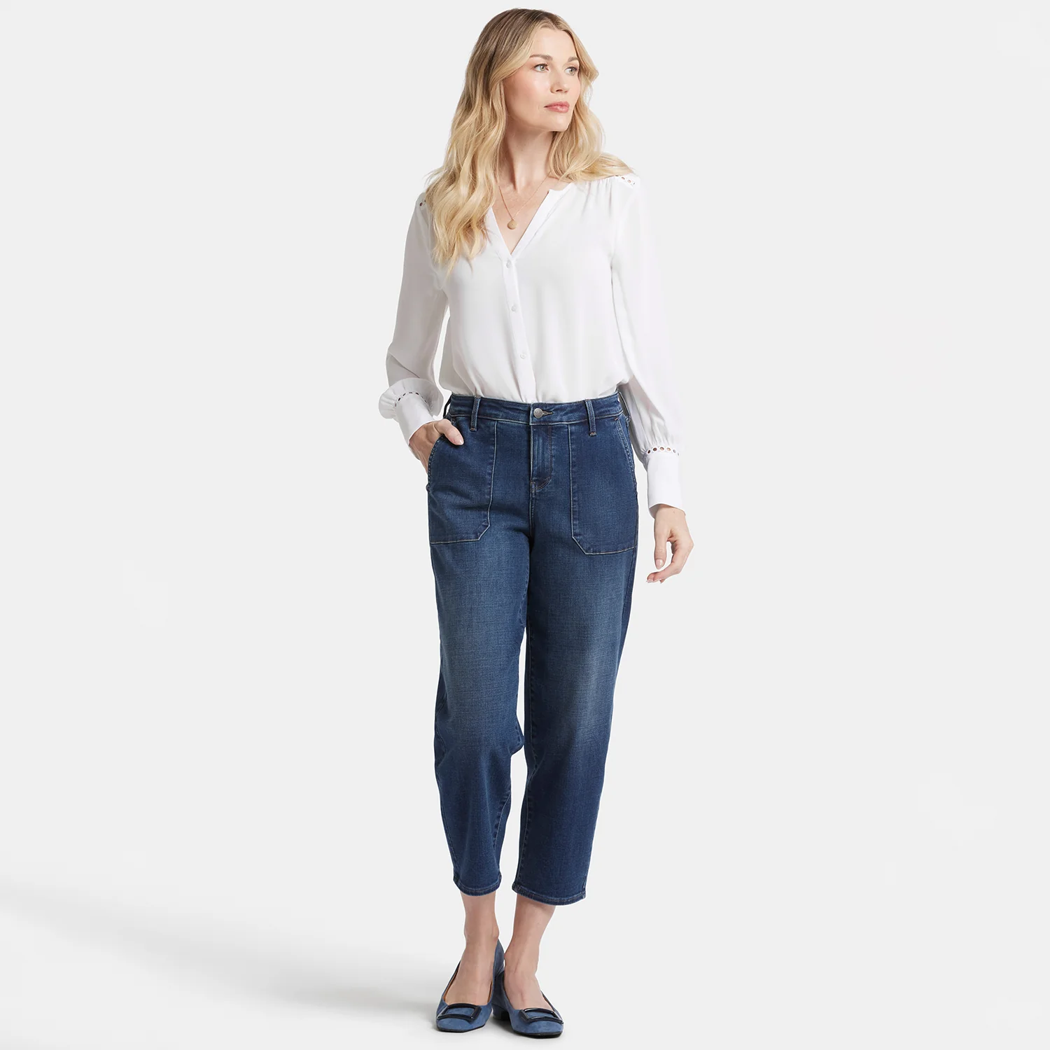 5655-relaxed-utility-ankle-jeans-wellspring-1.webp