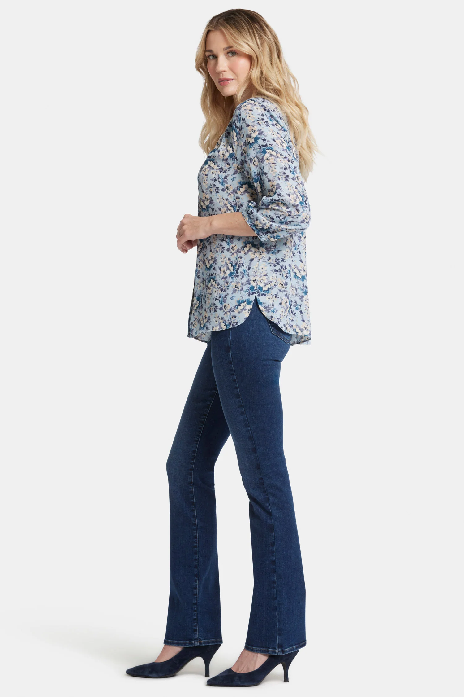 5667-pintuck-blouse-alpine-valley-1.webp